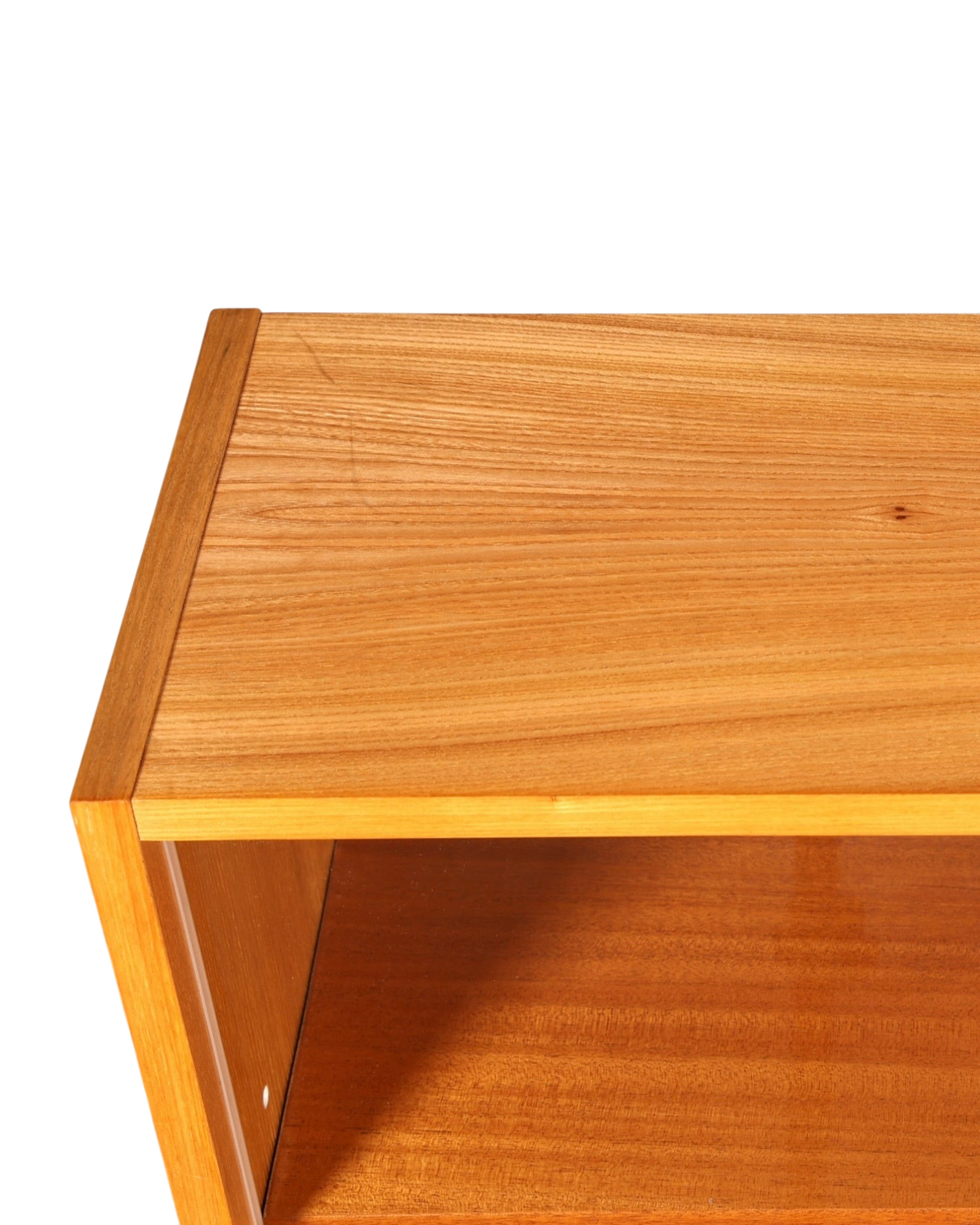 Hauptstadt Möblerei H953 Finish Regal aus hochwertigem Holz mit natürlicher Maserung und glatter Oberfläche