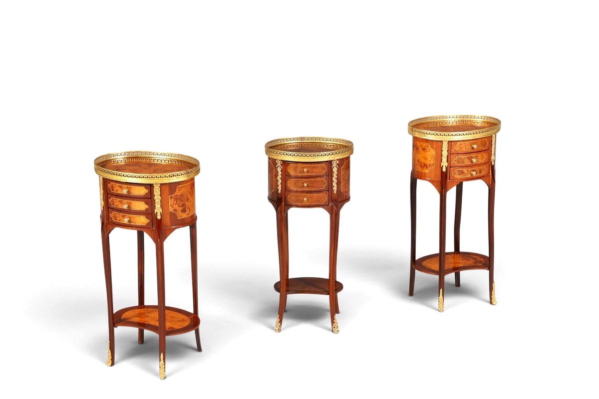 Edler Barock Louis XV Stil Beistelltisch Ablagetisch massiv Kommode Antik Stil