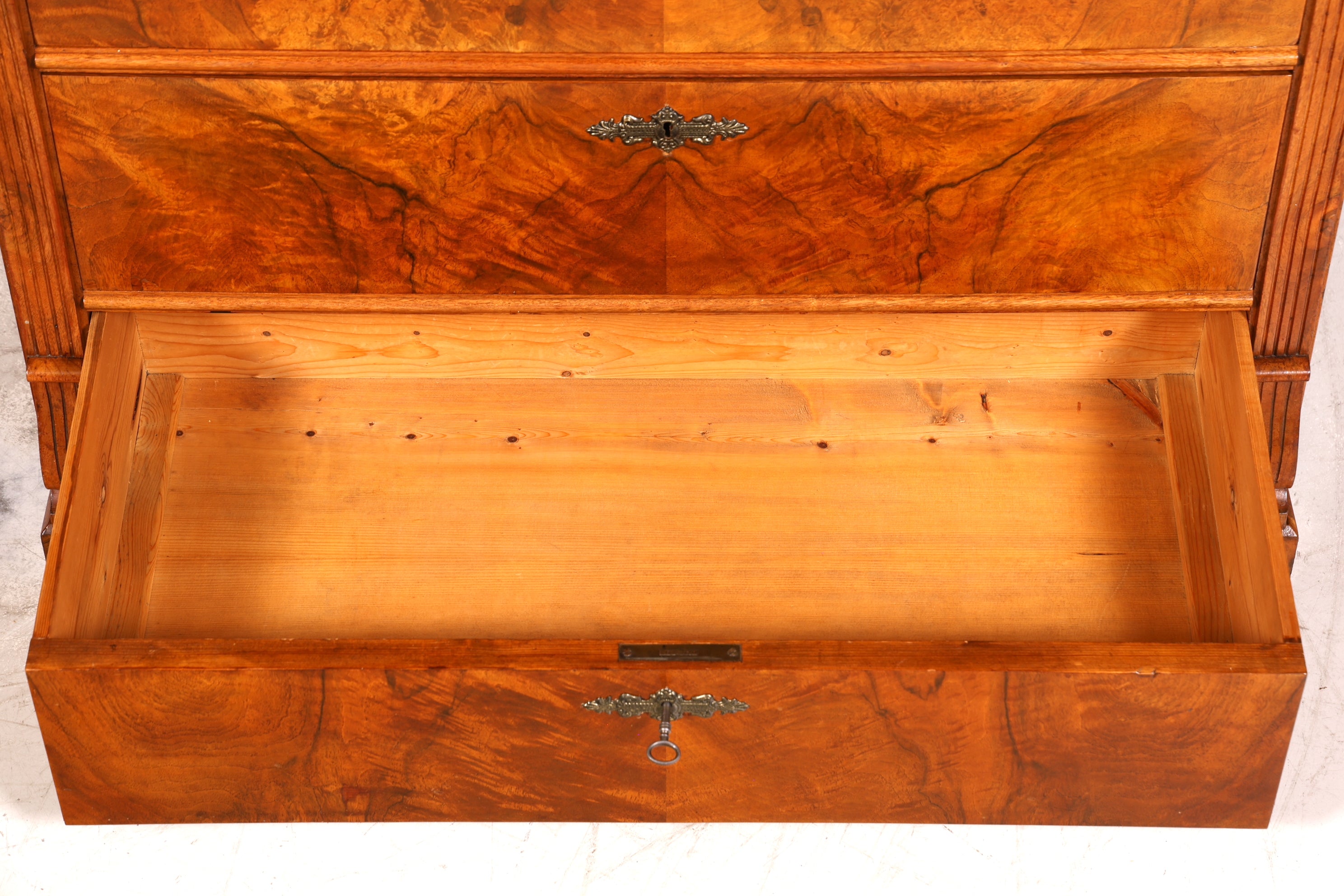 Stilvoller Biedermeier Sekretär Vertiko Louis Philippe Kommode Schubladenkommode