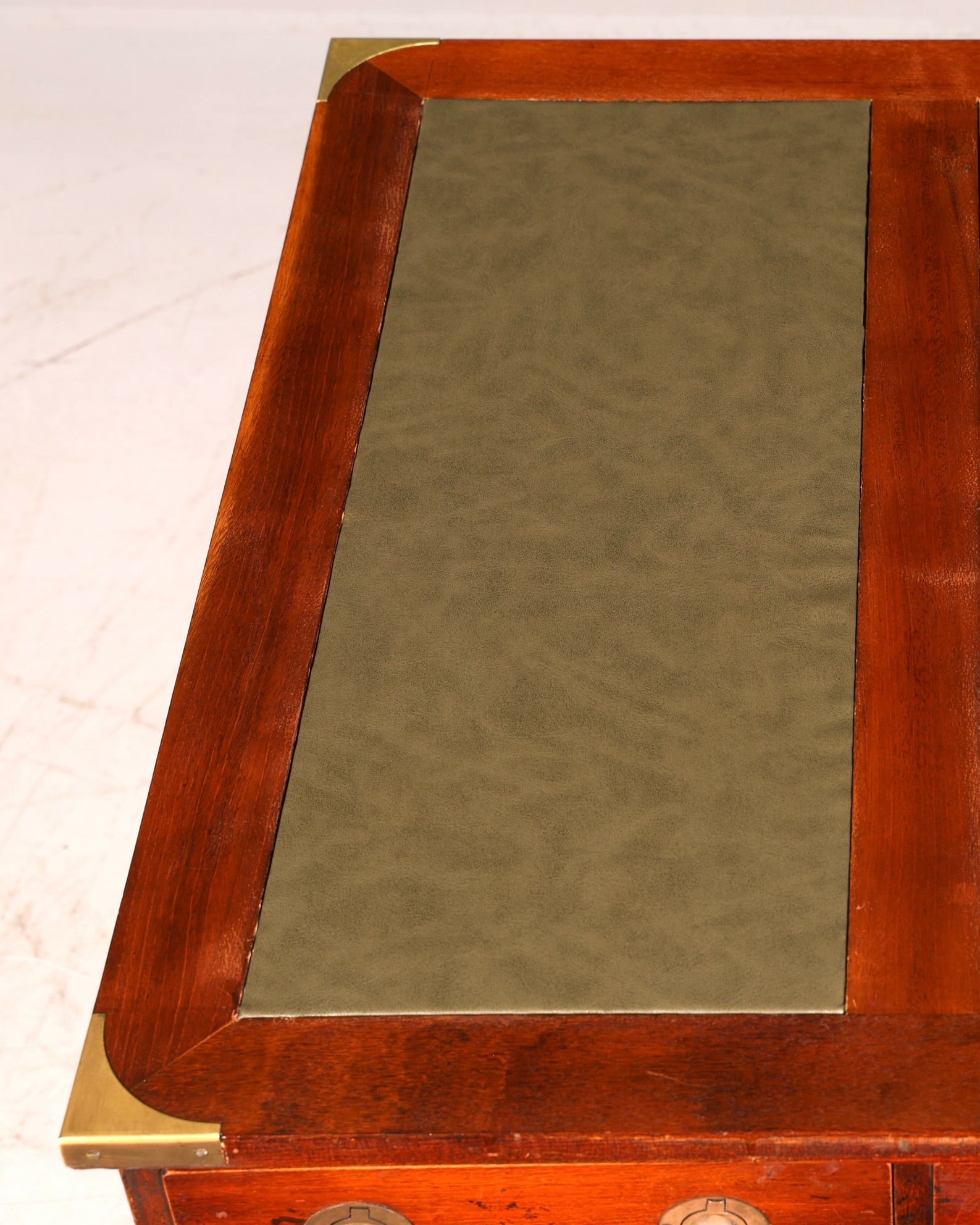 Edler Maritimer Schreibtisch Englischer Military Chest Bürotisch Office Table