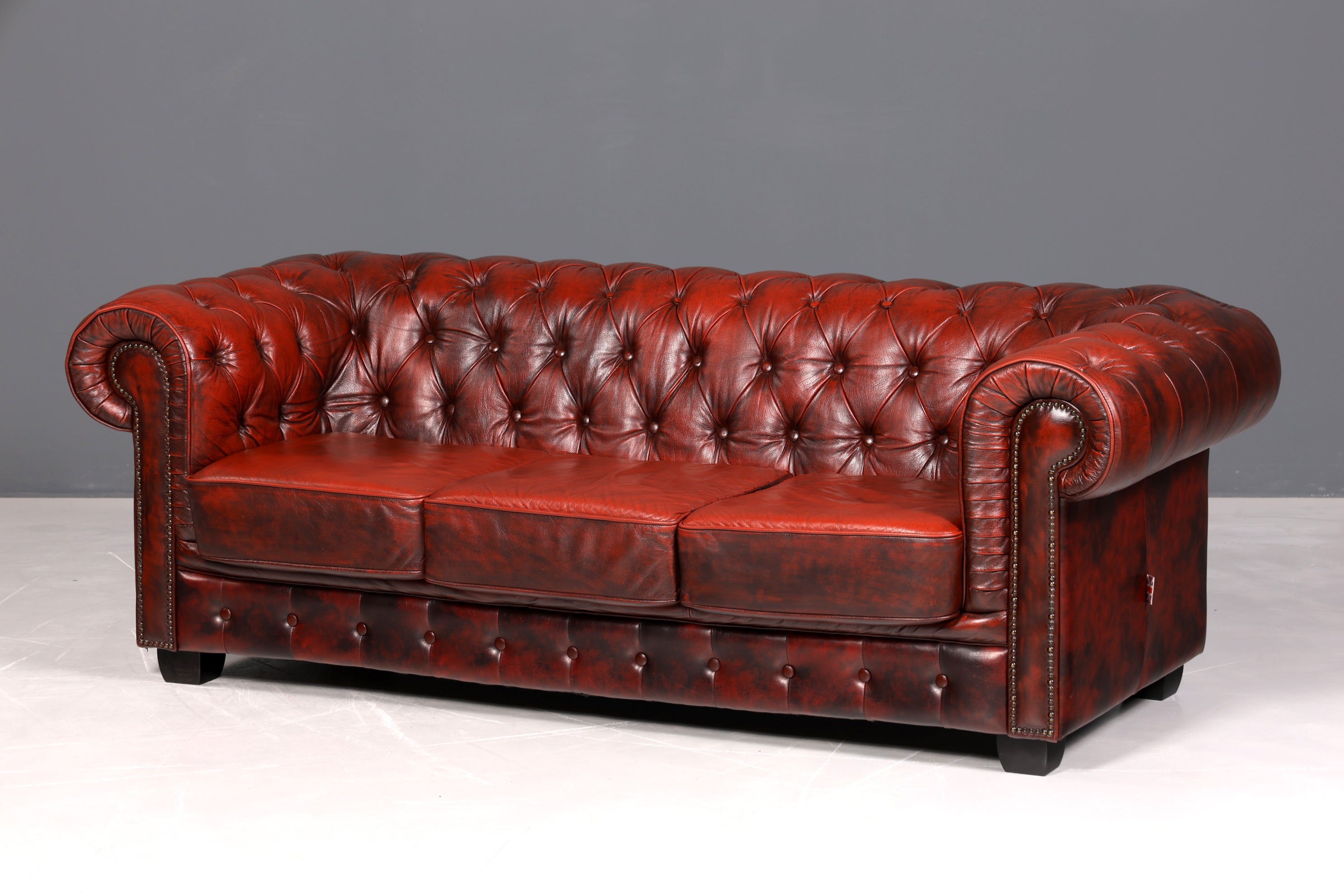 F954 Finish cm Wunderschönes Original Chesterfield Sofa 3- Sitzer echt Leder Oxblood Couch Englisch