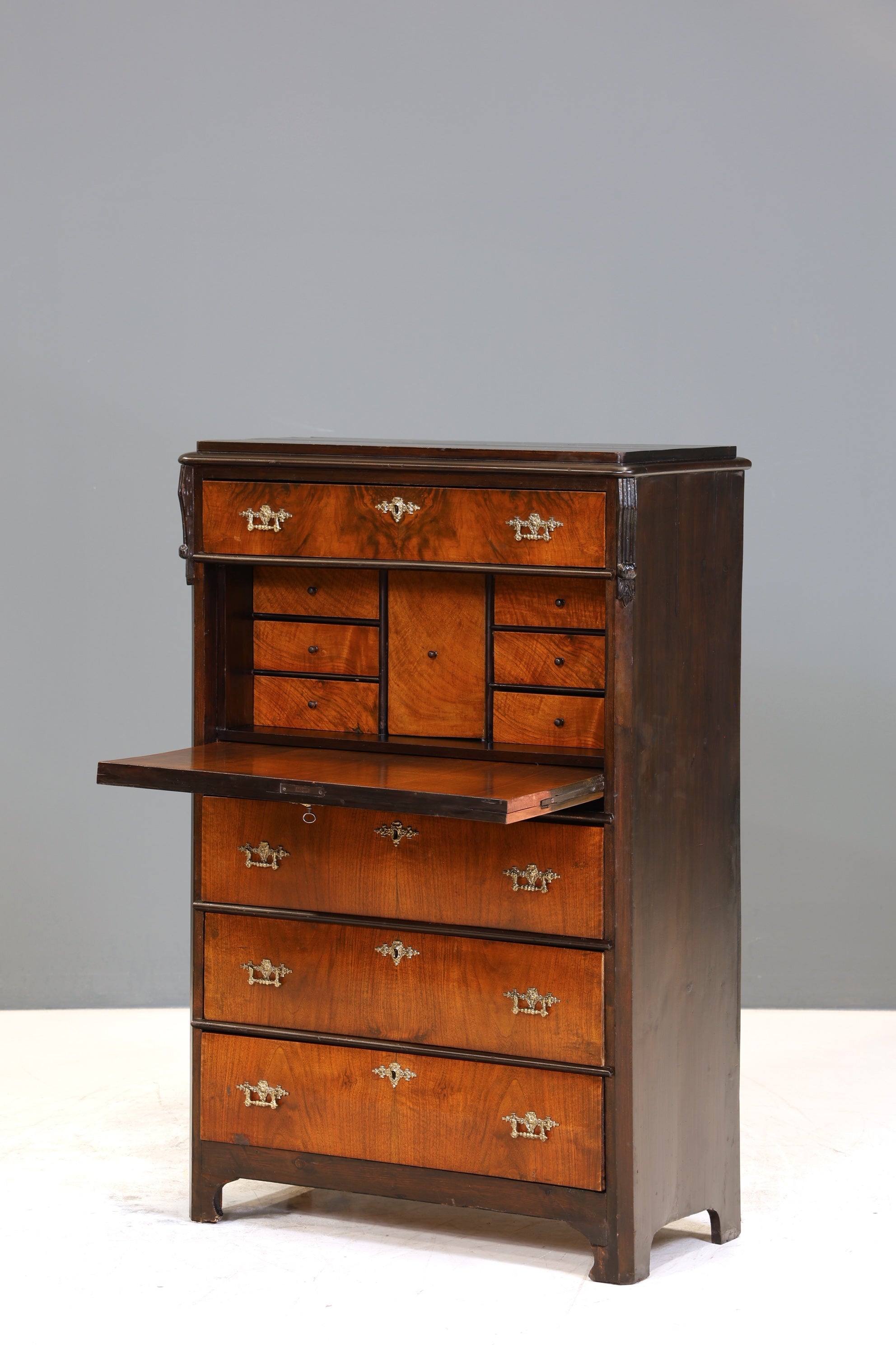 Stilvoller Gründerzeit Sekretär Vertiko Nussbaum Jugendstil Highboard Kommode um 1880
