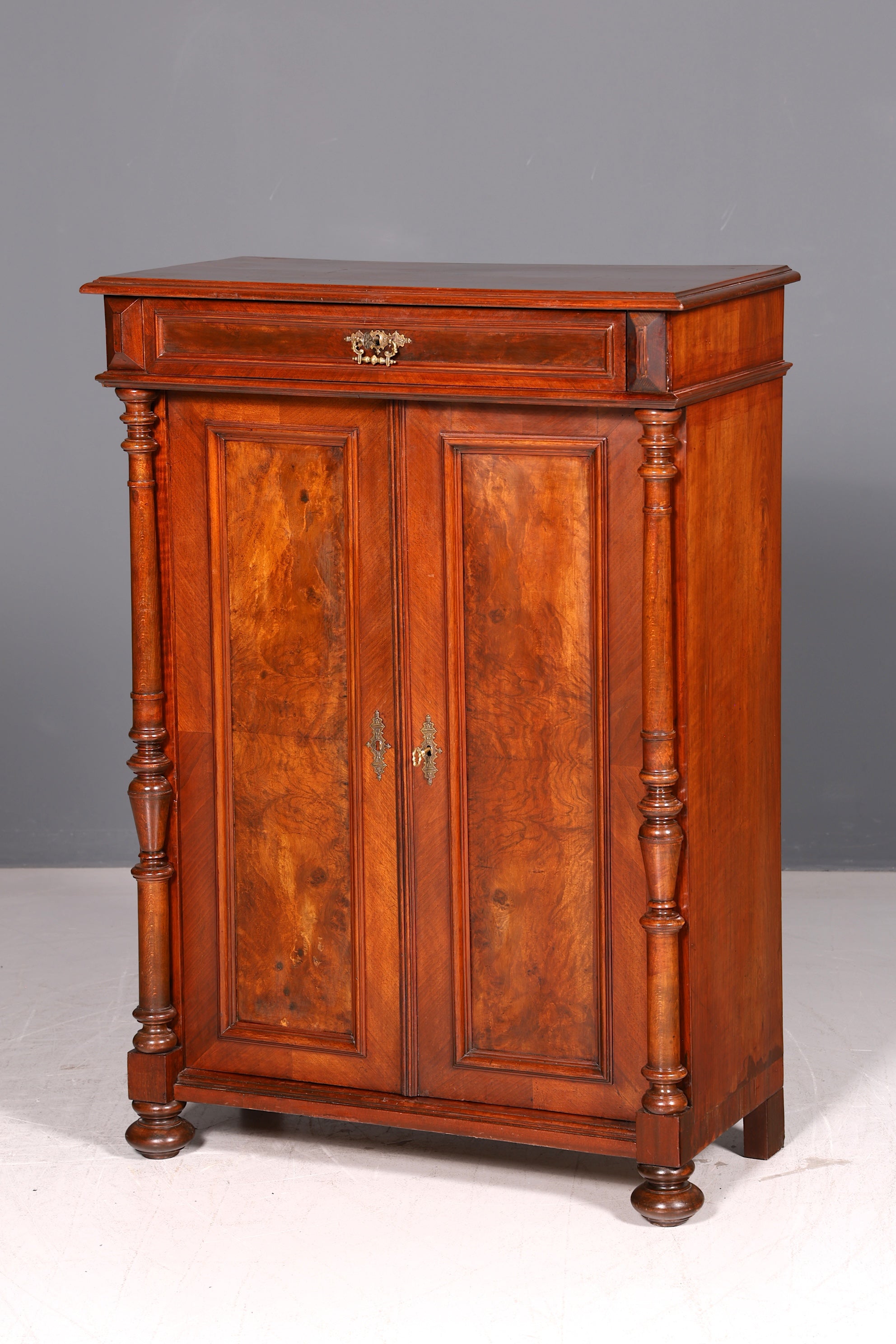 Traumhaftes Gründerzeit Vertiko Jugendstil Schrank Antik Highboard Kommode