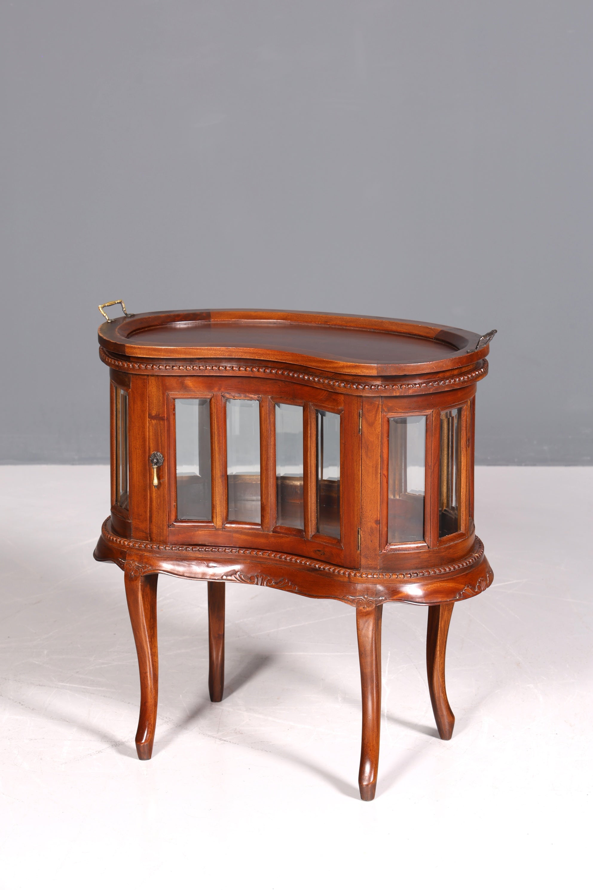 Wunderschöner filigraner Chippendale Barschrank echt Holz Teeschrank im Jugendstil Vitrine