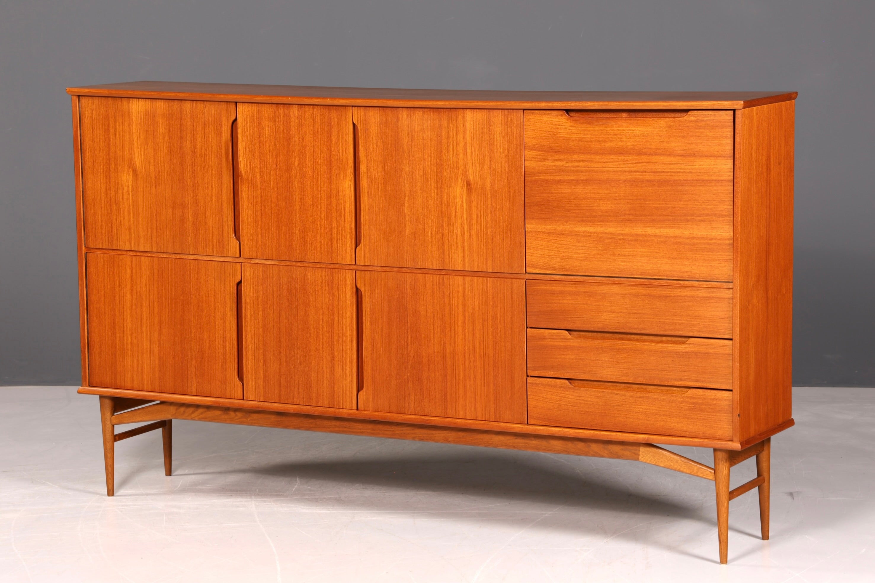 G046 Finish Wunderschönes Mid Century Highboard echt Holz Schrank Büro Kommode 60er Jahre