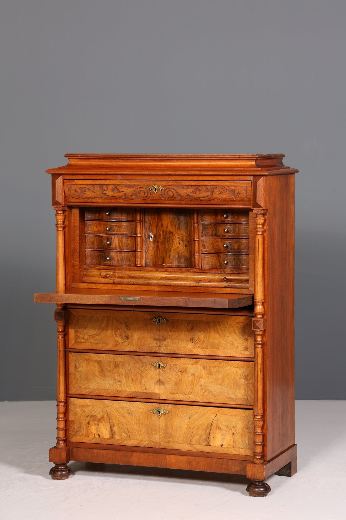 Stilvoller Gründerzeit Sekretär Vertiko Nussbaum Highboard Louis Philippe Kommode Sekretär Schrank um 1880