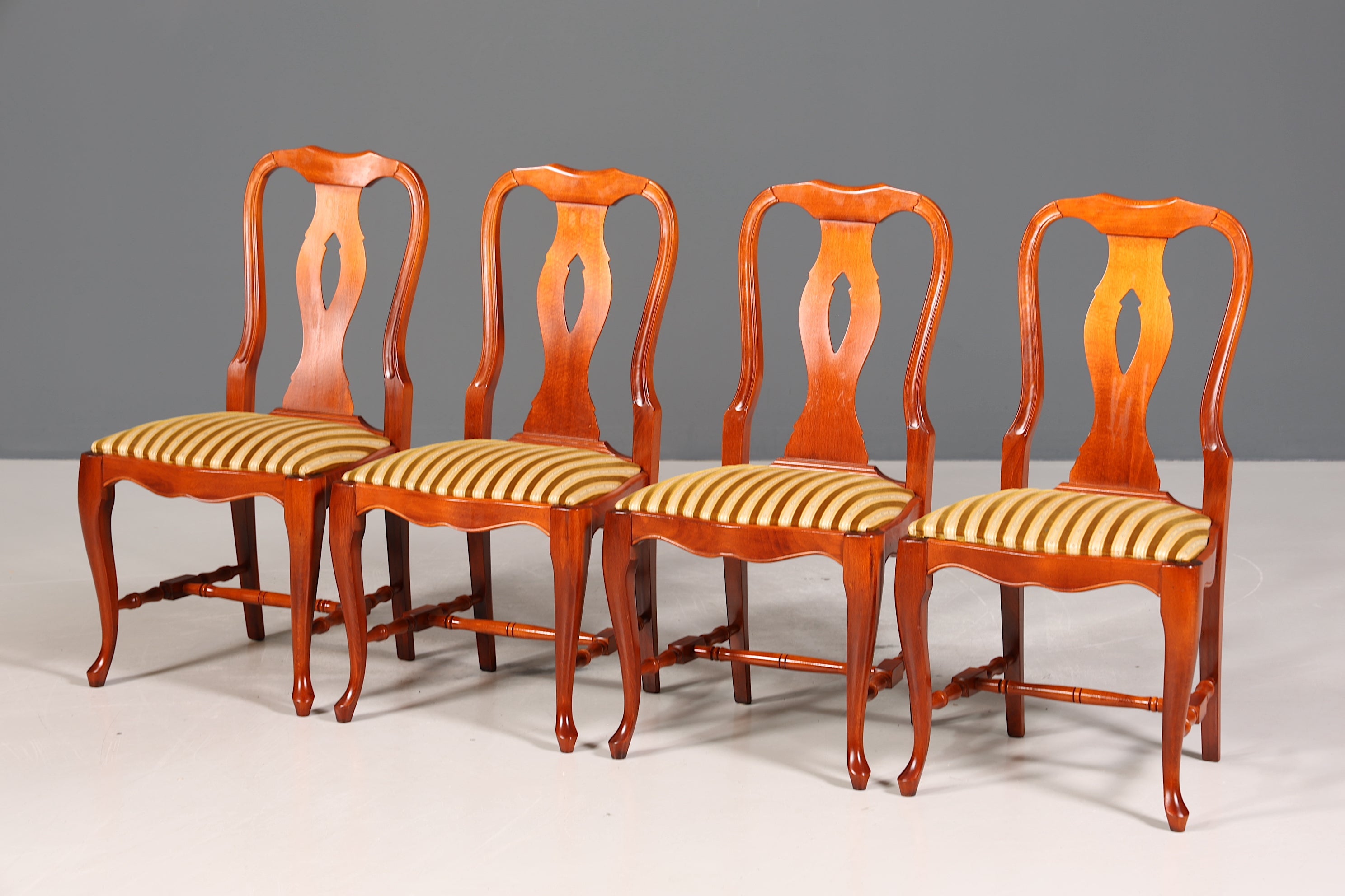 4x Wunderschöne Chippendale Stühle Barock Stil Stuhlset Polsterstuhl Set Englisch Küchenstühle Esszimmer Stühle