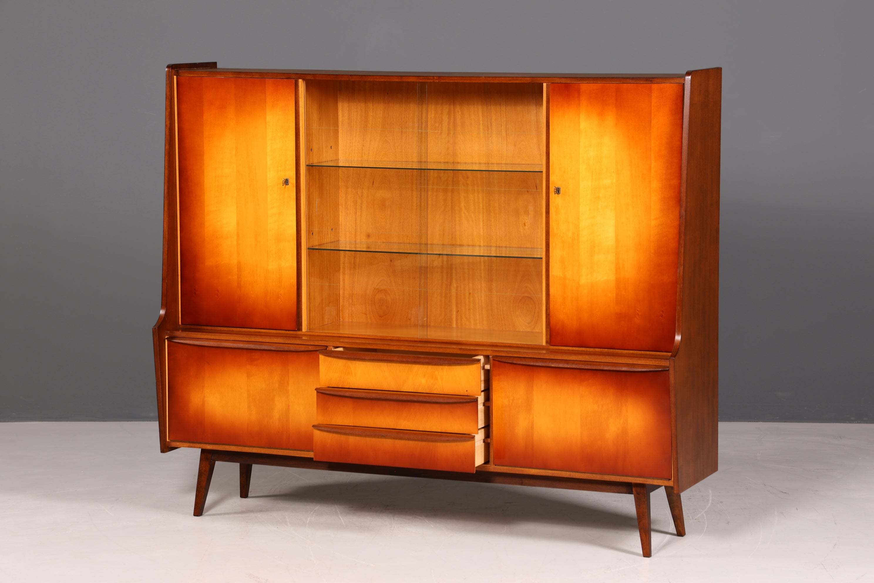 G140 Finish Traumhafter Mid Century Highboard Retro Vitrine 60er Jahre Schrank Kommode