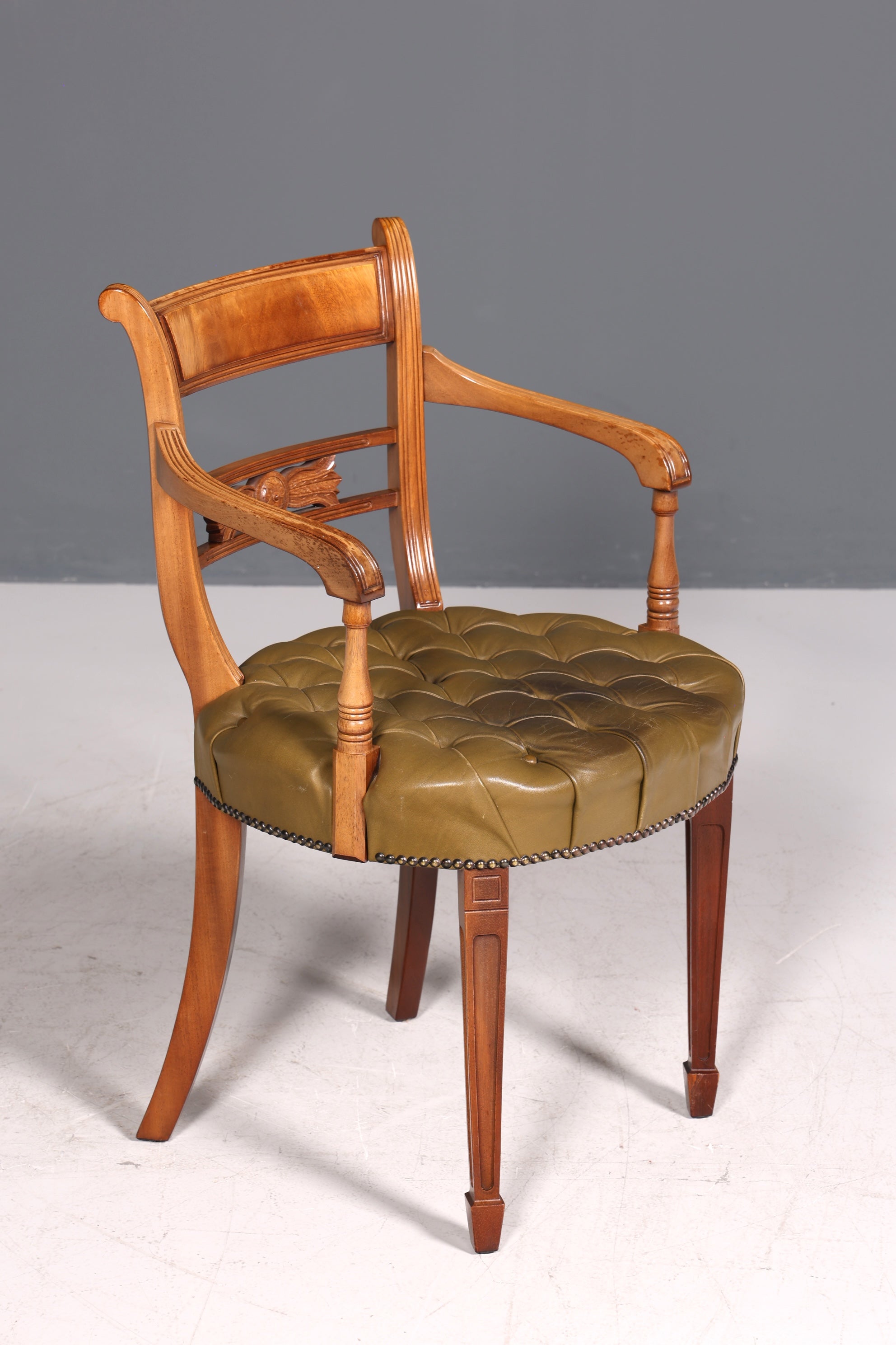 Wunderschöner Chesterfield Armlehnstuhl Anno Dom Sekretär Stuhl Englisch echt Leder Küchenstuhl 2 von 2