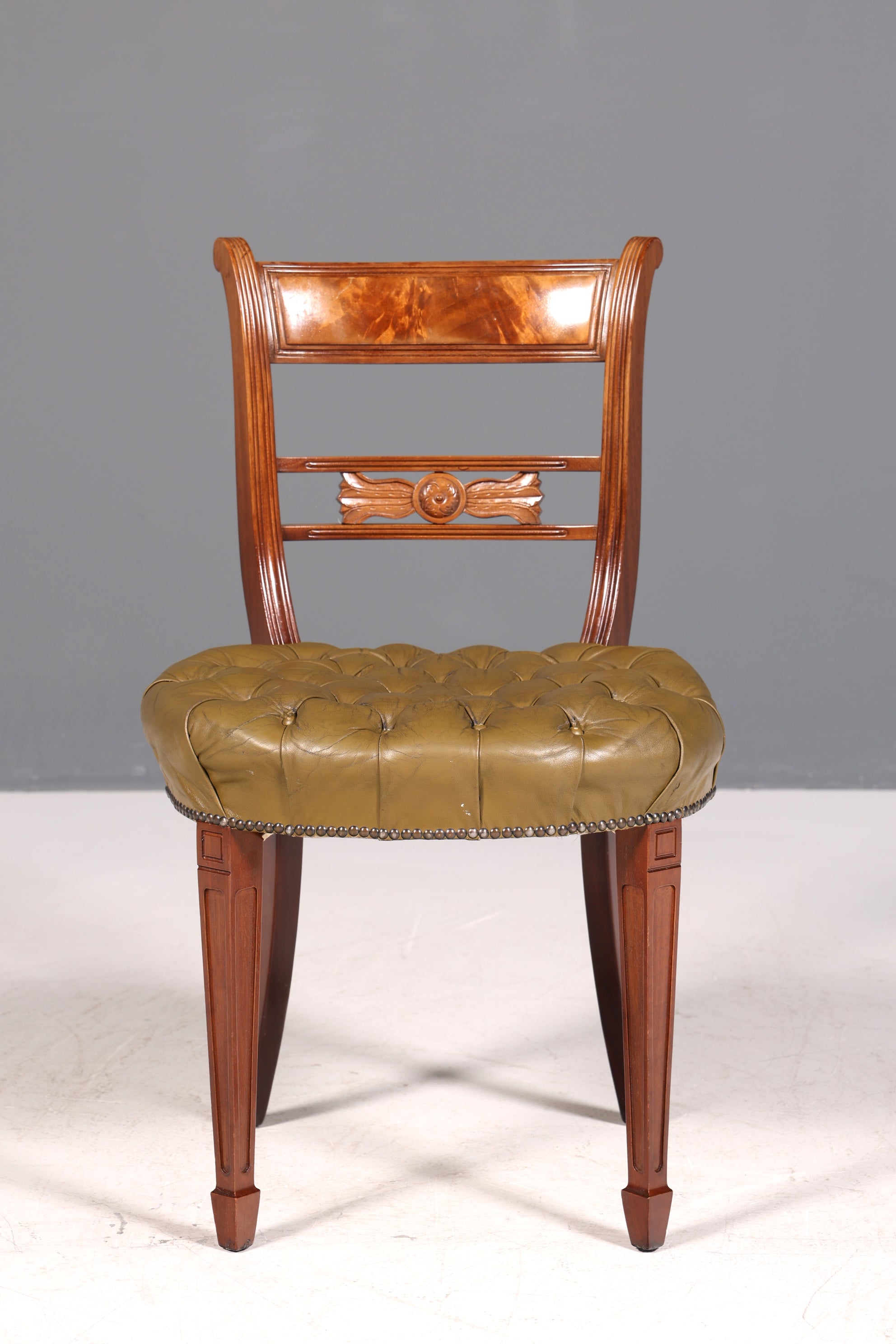 Wunderschöner Chesterfield Stuhl Anno Dom Sekretär Stuhl Englisch echt Leder Küchenstuhl 3 von 4