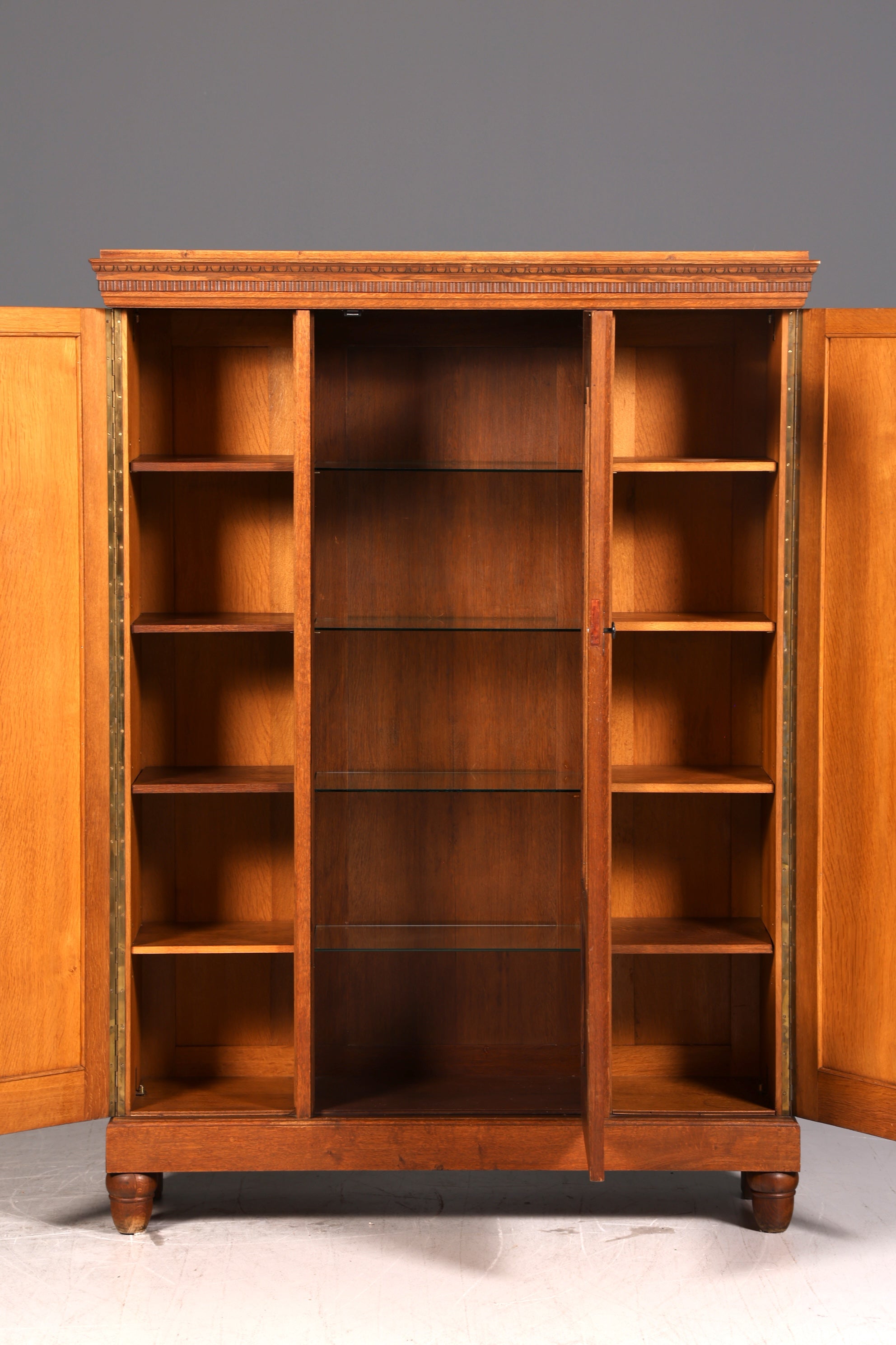 Traumhafte Jugendstil Vitrine Eiche Bücherschrank Kleiderschrank Geschirrschrank Buffet Schrank Antik Vintage