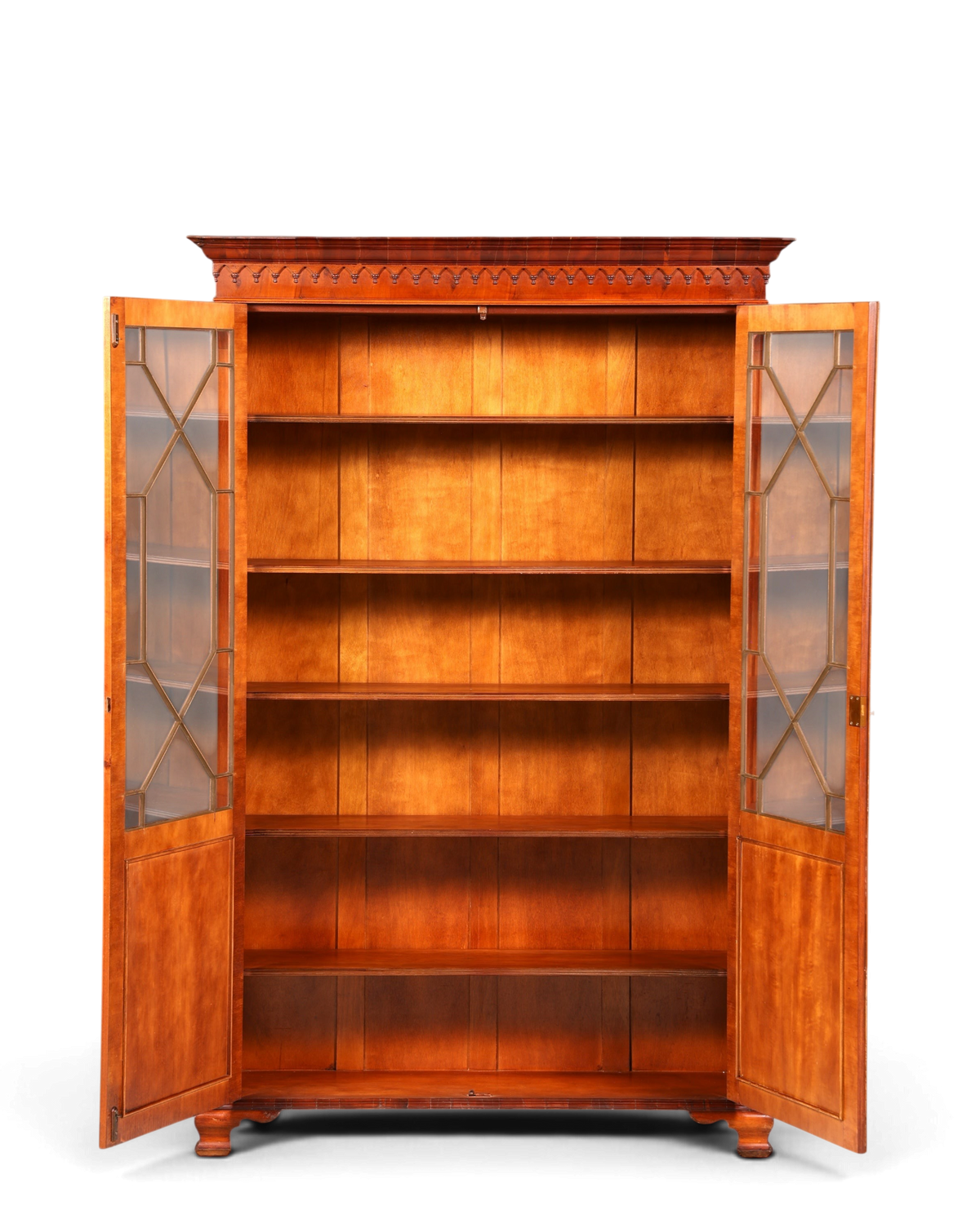 Hauptstadt Möblerei Bevan Funnell Reprodux Bücherschrank aus Eibenholz mit verglasten Türen und Regalböden