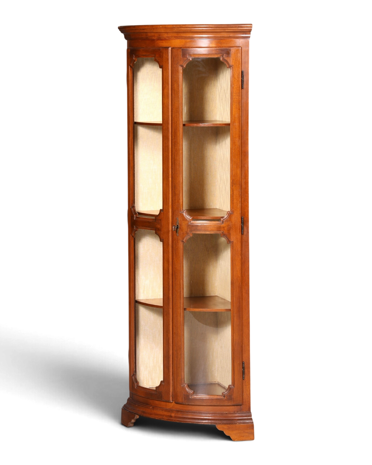 Hauptstadt Möblerei Selva Eckvitrine aus Holz im klassischen italienischen Stil mit Glastüren und Einlegeböden