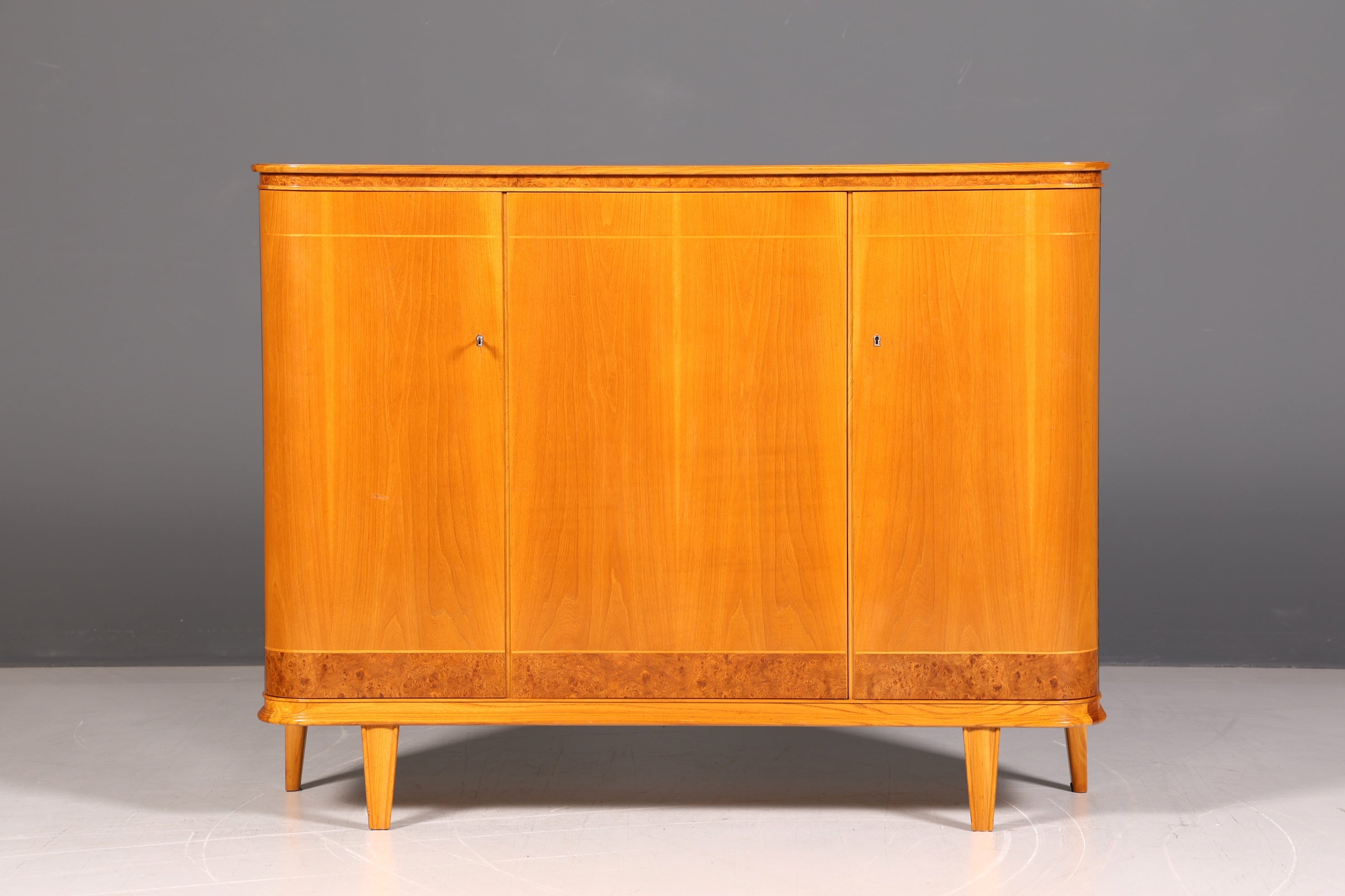 Traumhafter Mid Century Highboard Retro 60er Jahre Schrank Kommode Vintage Designklassiker Holz