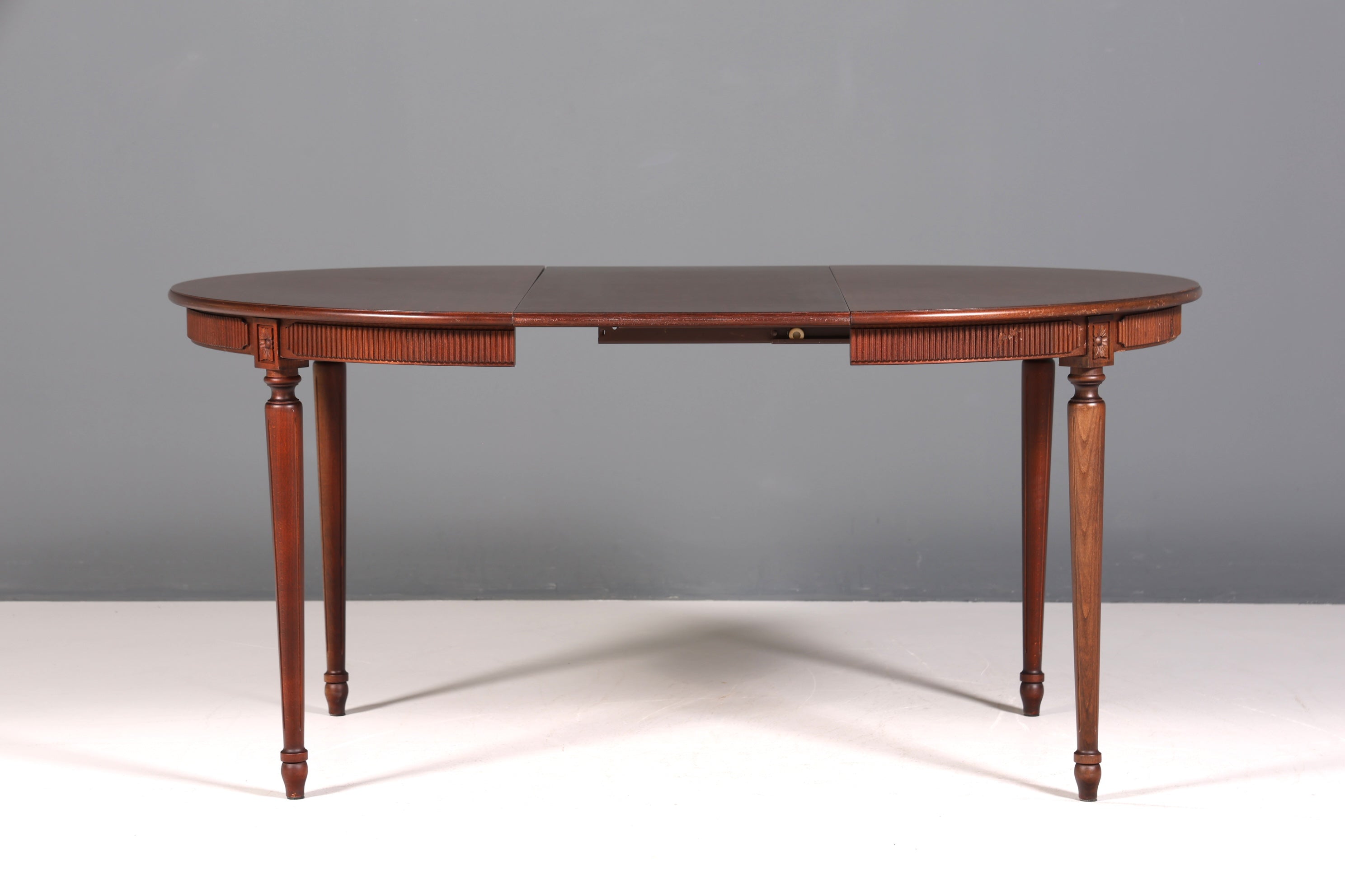 F264 Finish Wunderschöner Englischer Tisch ausziehbarer Esstisch Antik Stil 60s Küchentisch Eibe