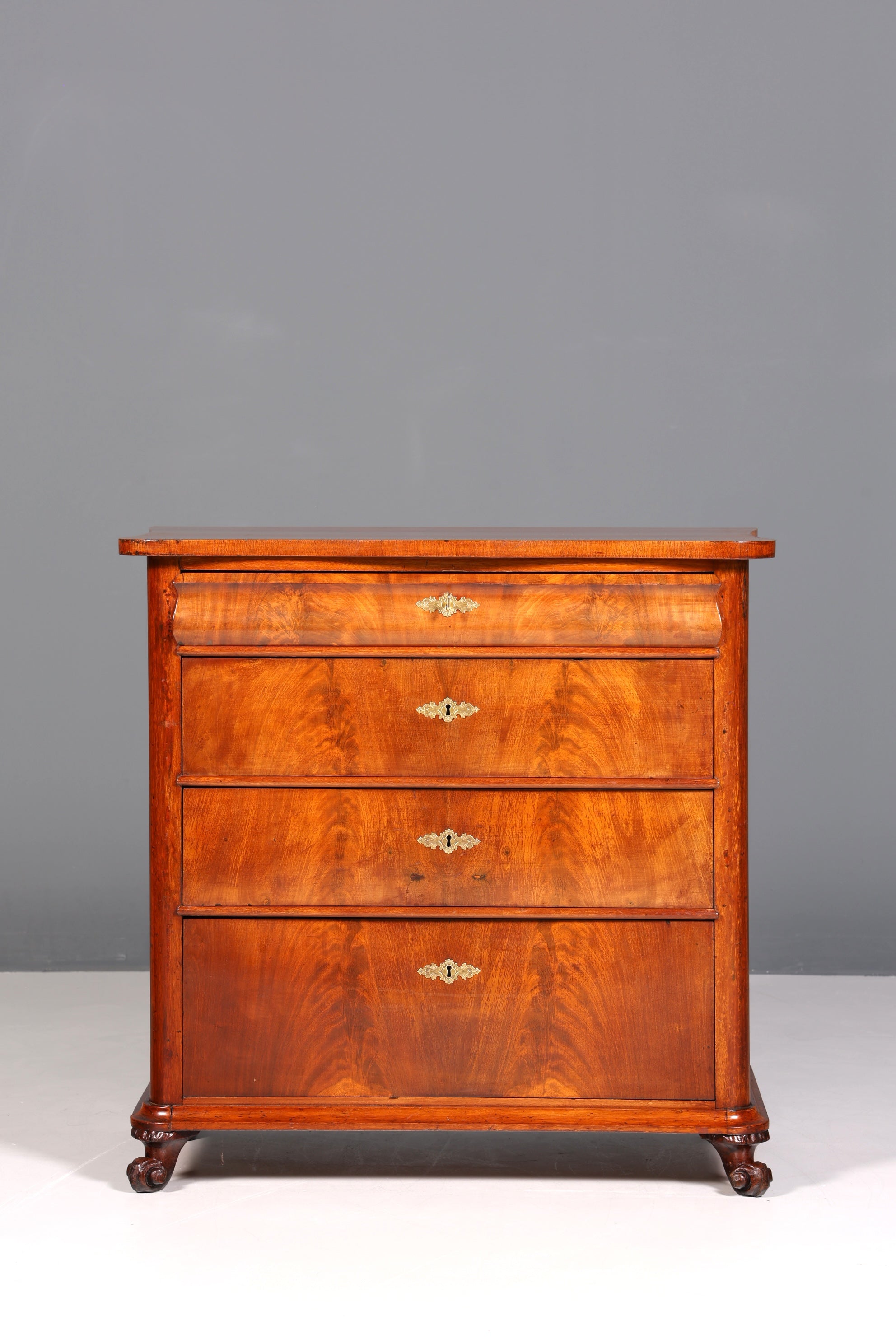 Stilvolle Louis Philippe Kommode Nussbaum Biedermeier Schubladenkommode um 1890