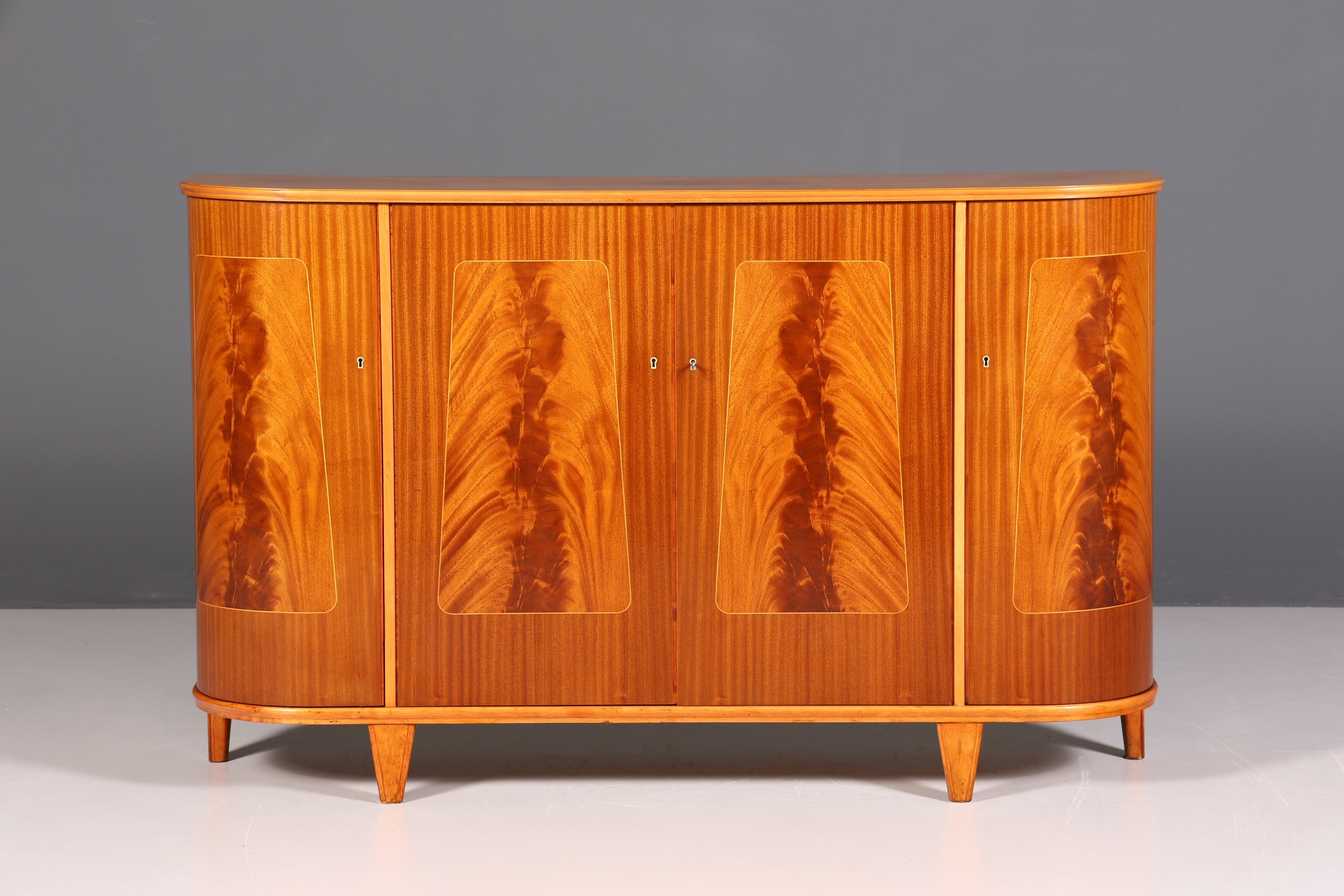 Traumhafter geschwungener Schrank Antik Sideboard Highboard um 1950 Aktenschrank Barock Stil