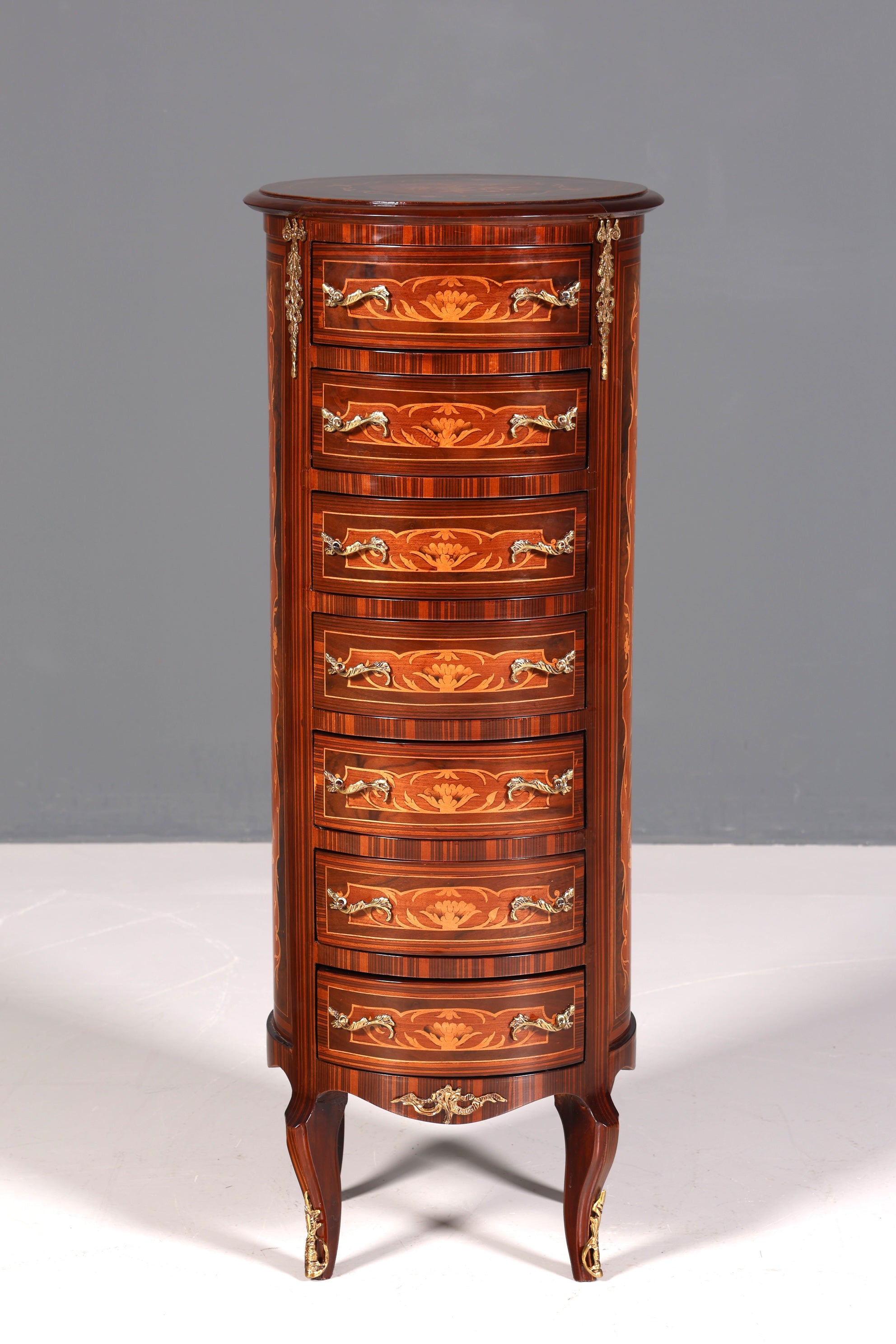 Dreamy Baroque style chest of drawers, vertico with inlaid details, 7-drawer chest