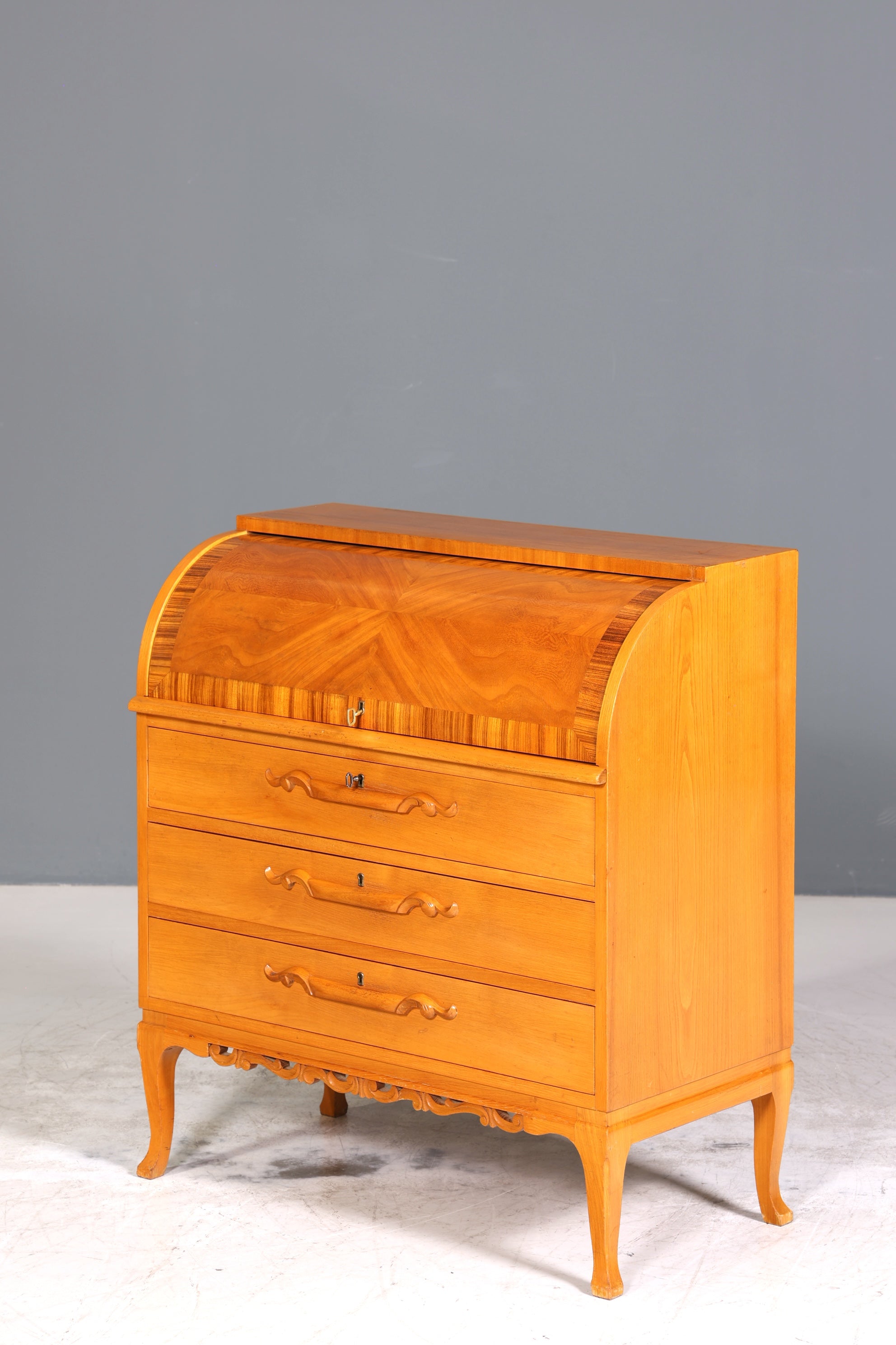 Stilvoller Rollladensekretär um 1930 Büro Kommode Kirschholz Sekretär Schreibtisch Kommode