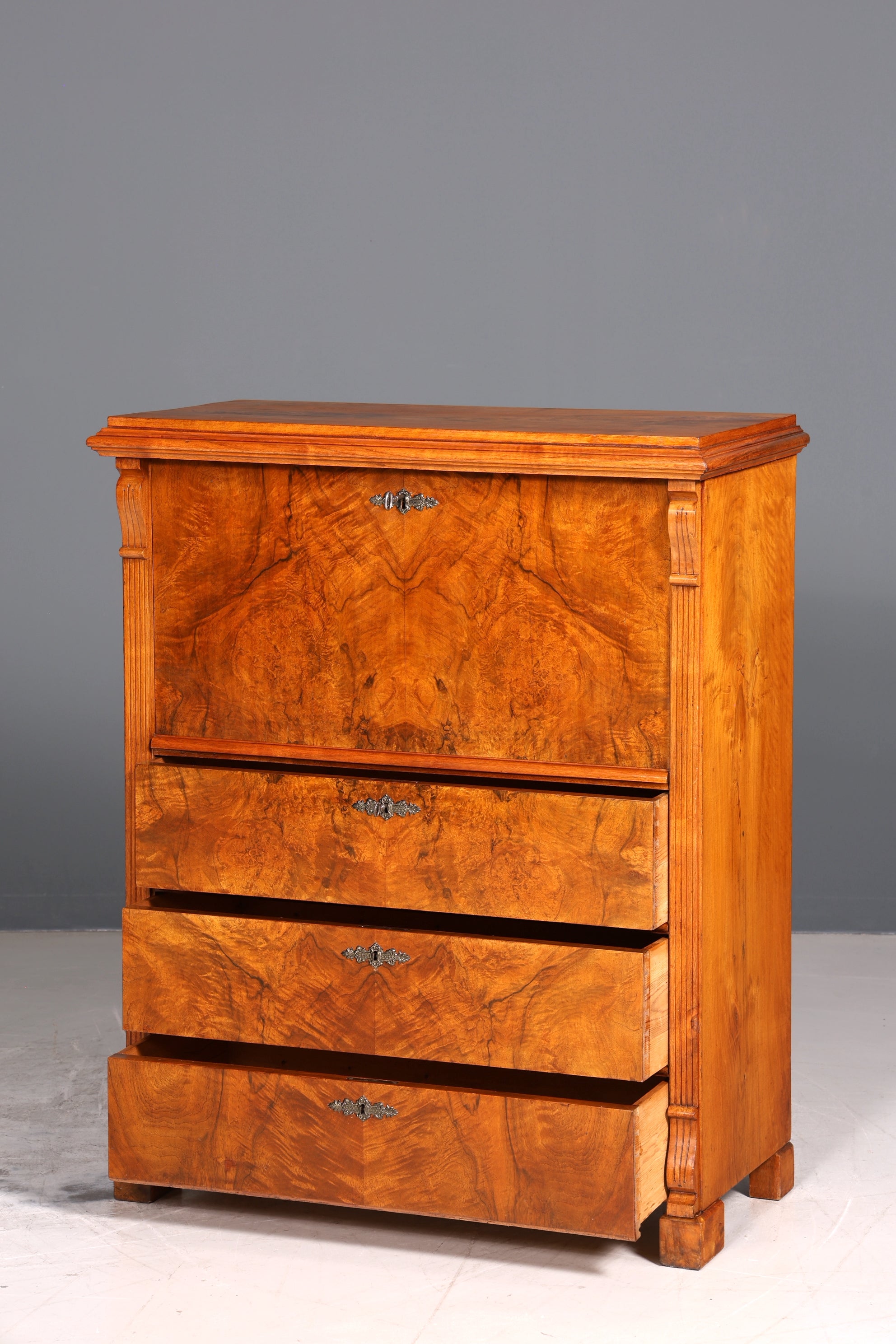 Stilvoller Biedermeier Sekretär Vertiko Louis Philippe Kommode Schubladenkommode