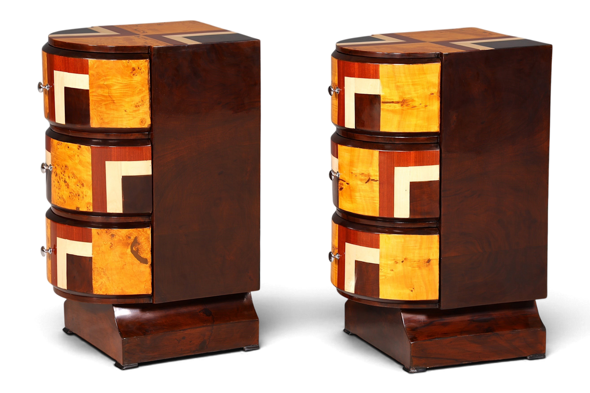 Zwei Wunderschöne Art Deco Stil Kommoden - Einzigartige Möbelstücke für jeden Raum