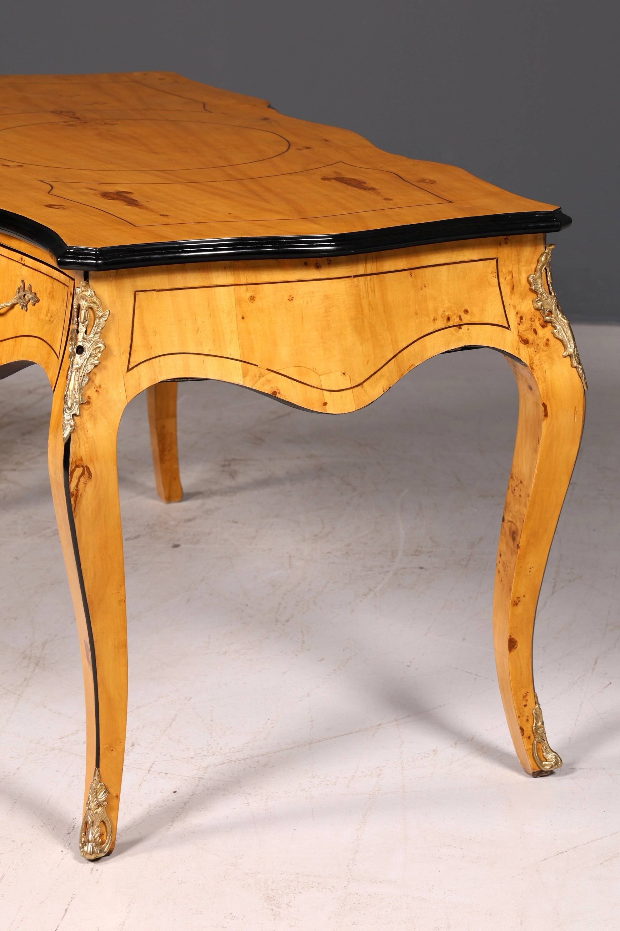 Wunderschöner Louis XV Stil Schreibtisch French Office Desk Antik Stil Bürotisch Massivholz
