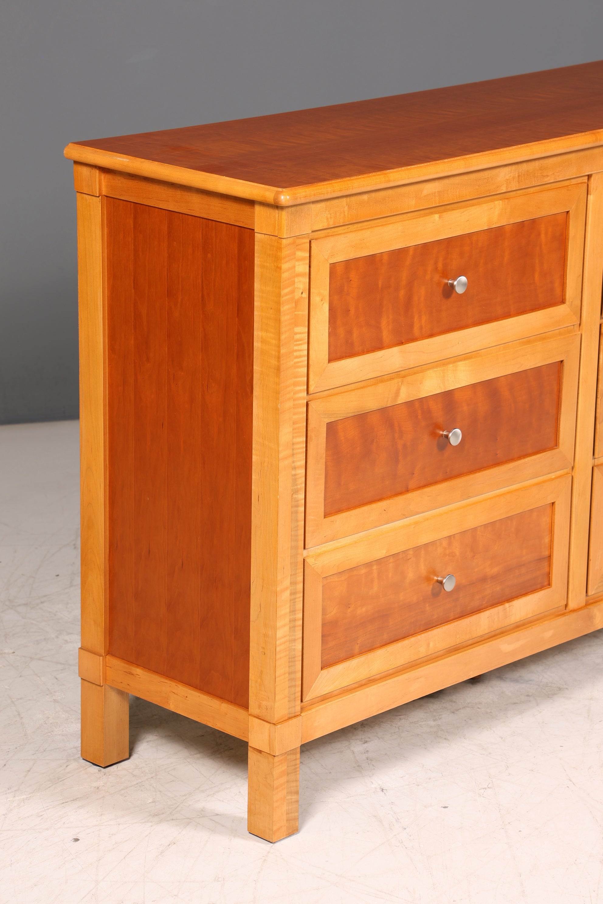 Wunderschönes Sideboard der Marke Drexel Heritage USA Antik Stil Kommode Schubladenkommode 1 von 2