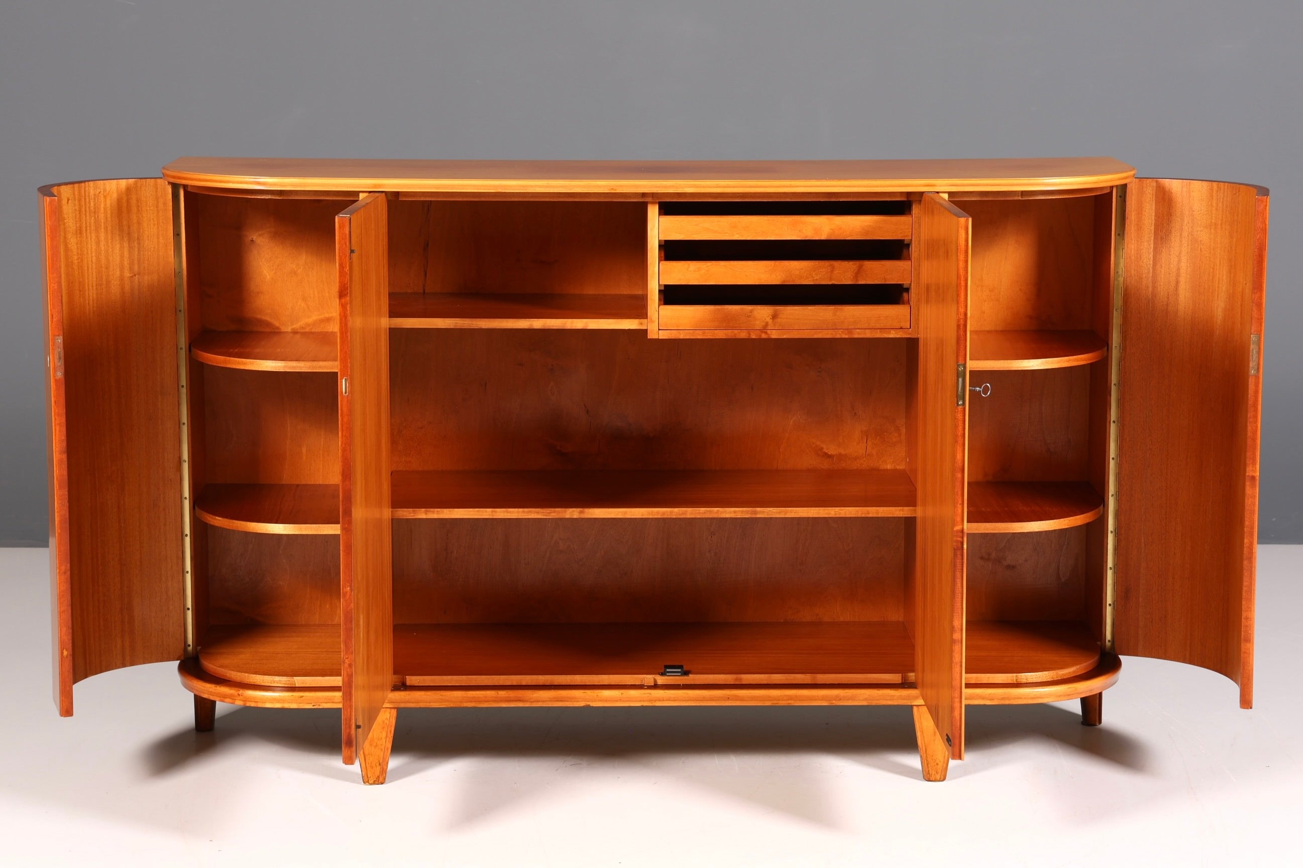 Traumhafter geschwungener Schrank Antik Sideboard Highboard um 1950 Aktenschrank Barock Stil