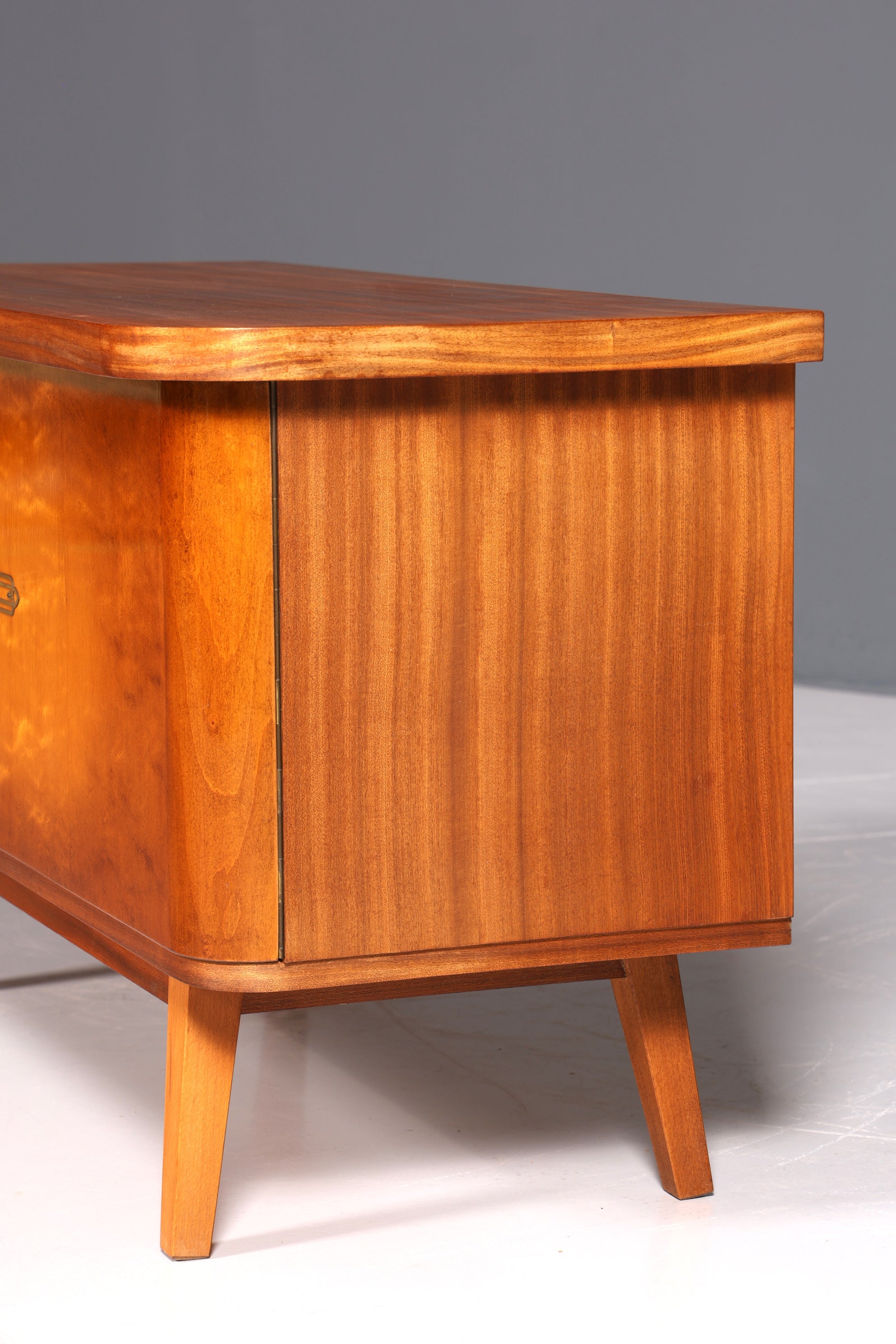 Stilvolle Mid Century Kommode Retro Flurkommode Vintage TV Kommode Schrank 60s