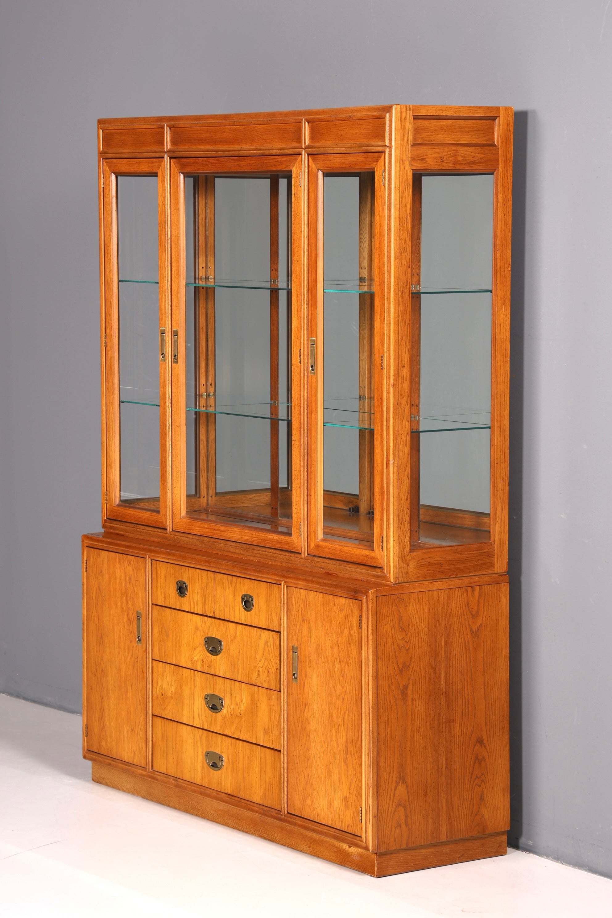 Edler Original Drexel Heritage Vitrine Bücherschrank Art Deco USA Antik Schrank Buffet Regal Glasvitrine Vintage Holz