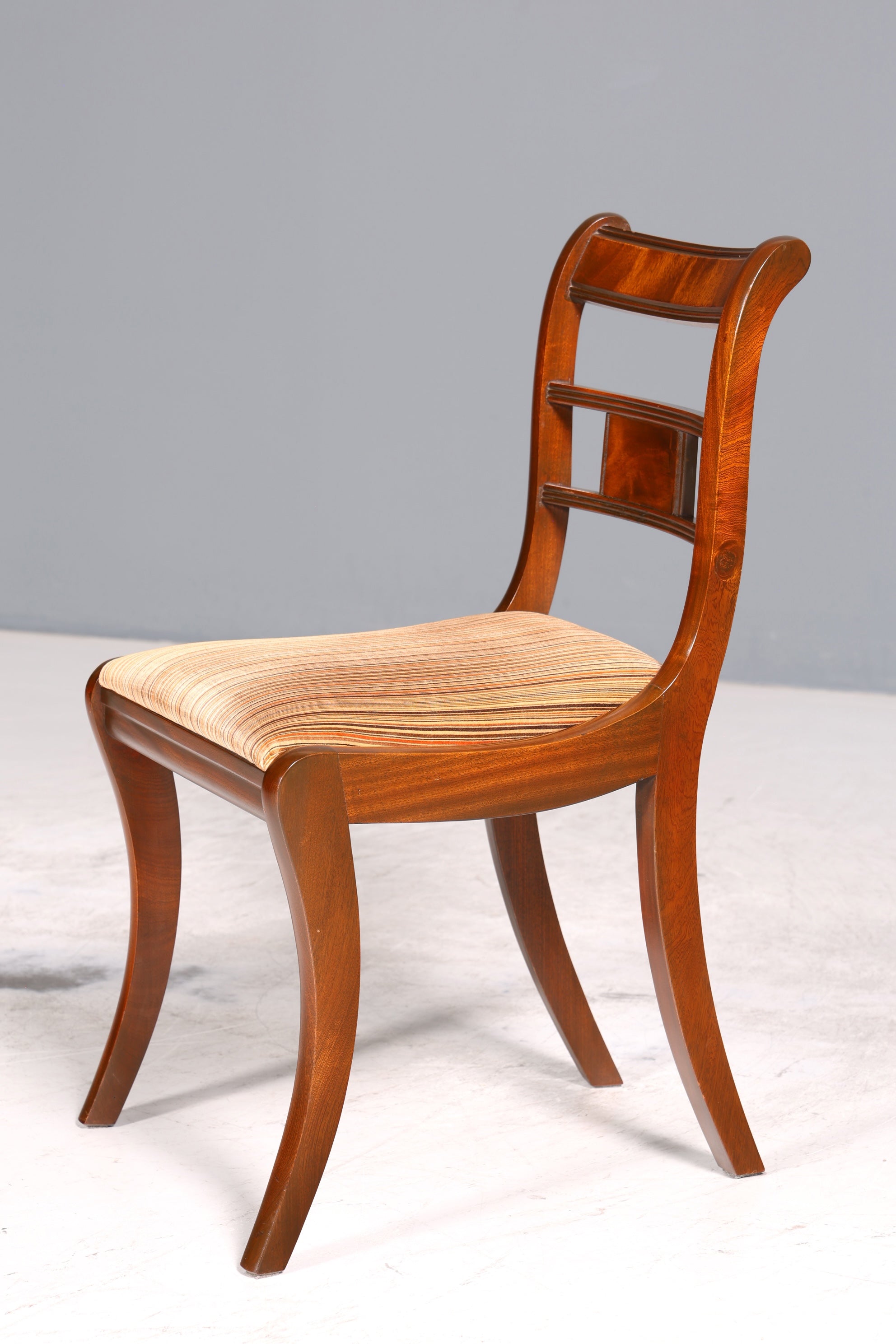 F137 Finish 2v2 Wunderschöner Englischer Stuhl UK Küchenstuhl Antik Stil Sekretär Stuhl Polsterstuhl