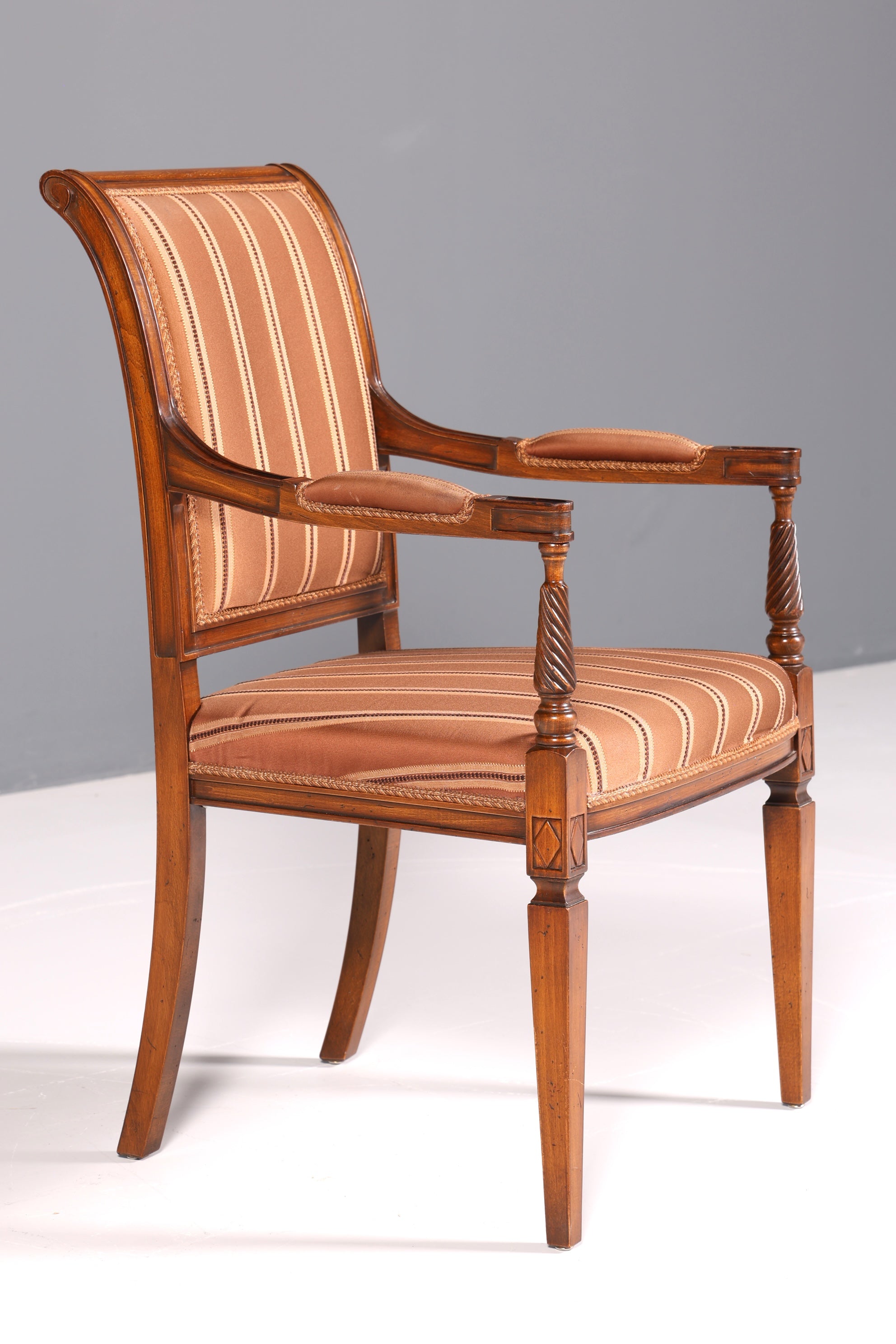 Wunderschöner Selva Stuhl Sekretär Armlehnen Stuhl Borghese Antik Stil Stuhl