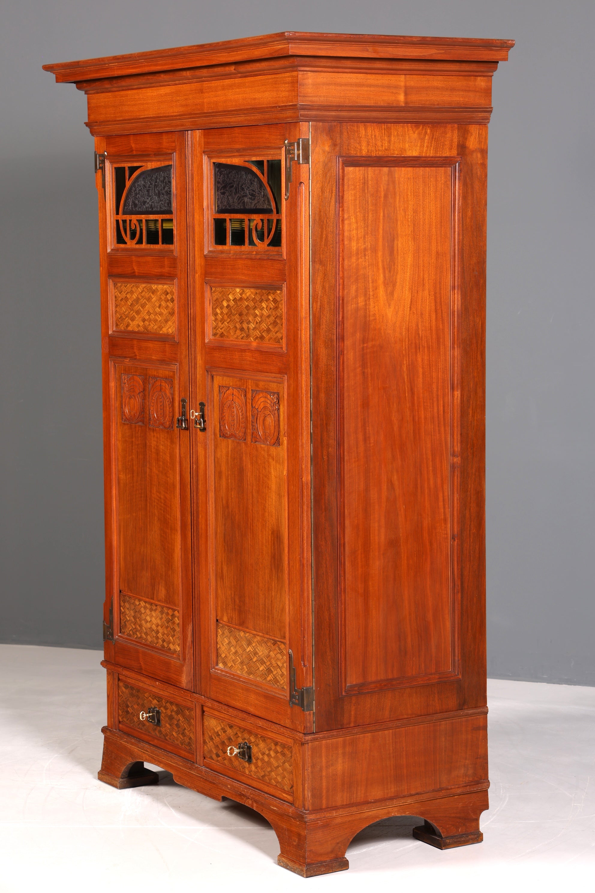 Edler Jugendstil Schrank Kleiderschrank Antik Eiche Wäscheschrank Dielenschrank