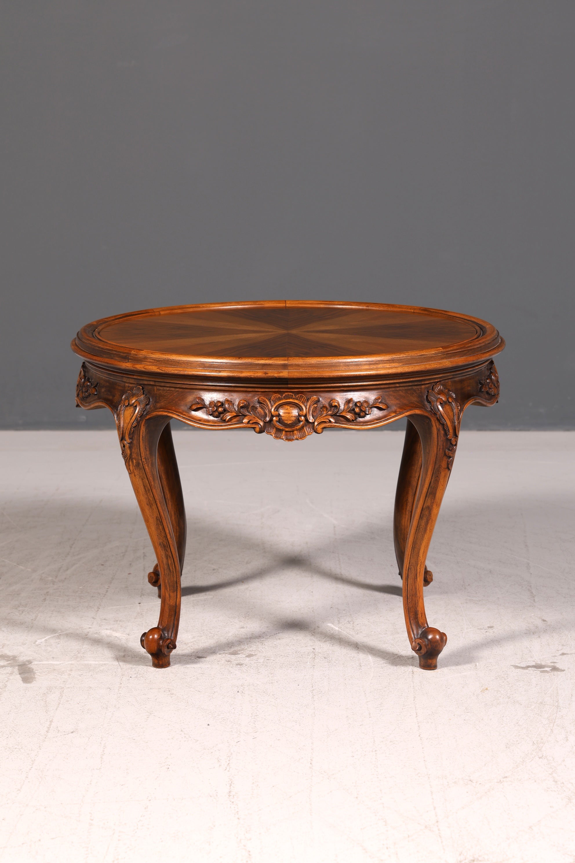 Wunderschöner Chippendale Couchtisch Barock Stil Rund Beistelltisch Ablagetisch Antik Sofatisch Vintage
