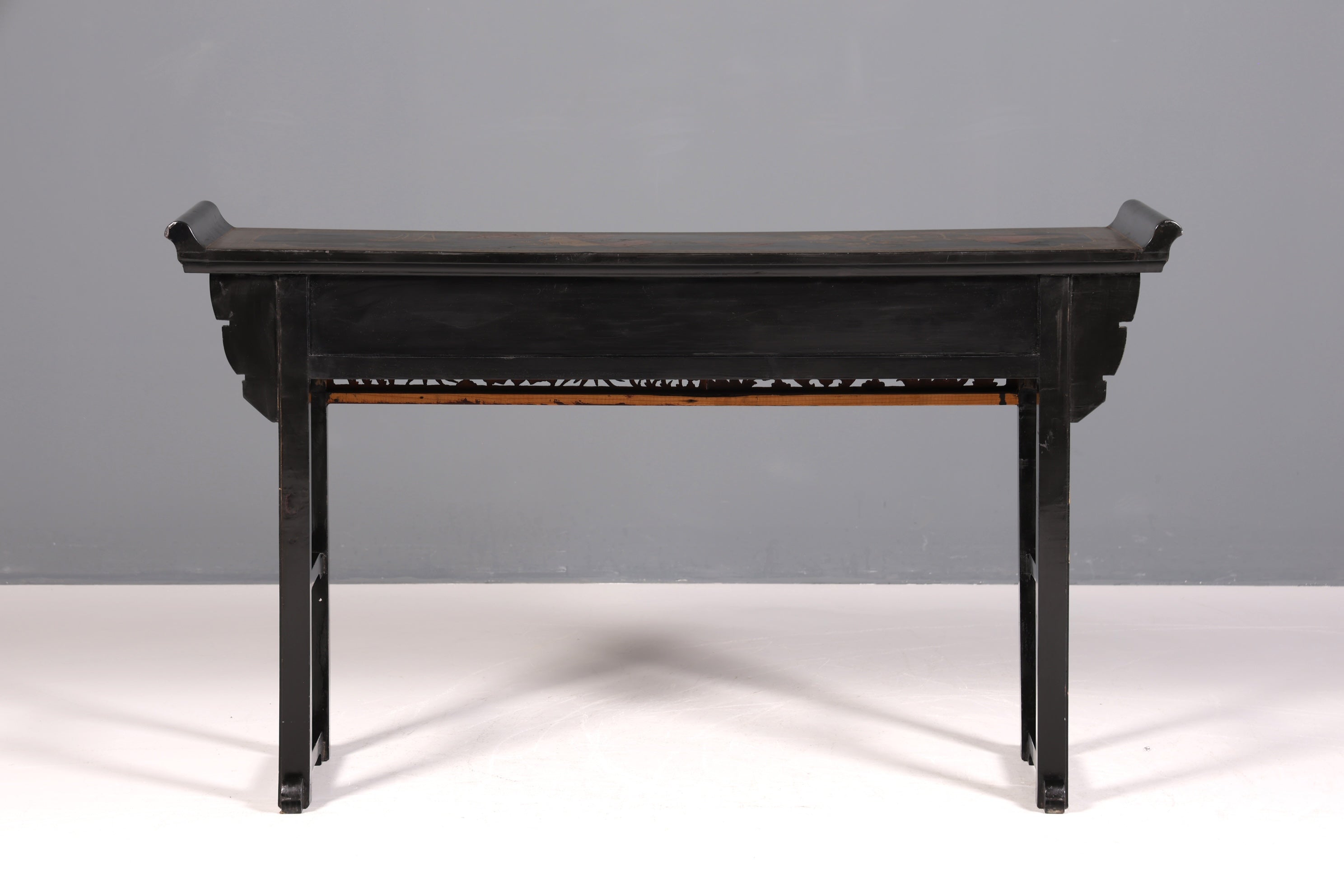 Wunderschöner Chinesische Konsole Altartisch China Tisch mit Asiatischen Motiven Ablagetisch Asia Antik
