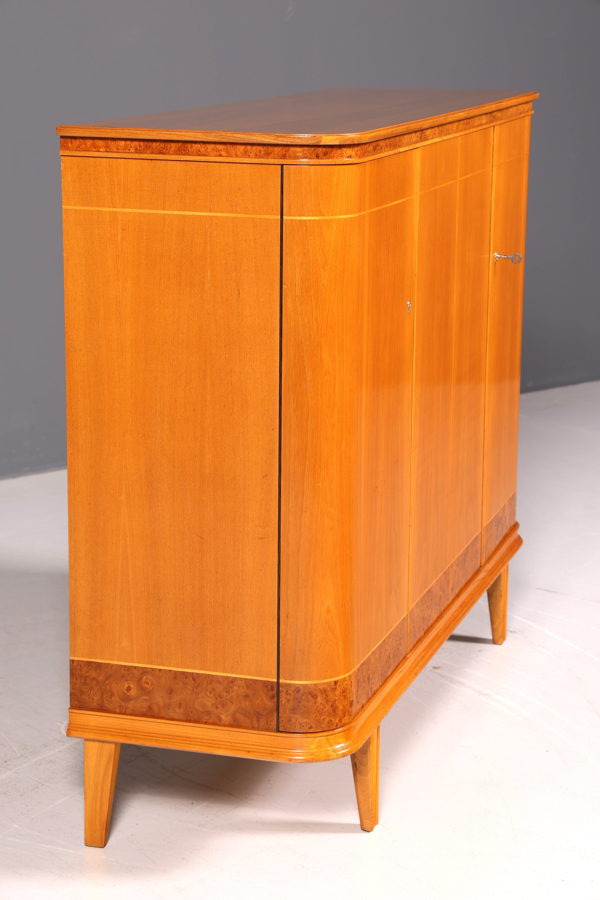 Traumhafter Mid Century Highboard Retro 60er Jahre Schrank Kommode Vintage Designklassiker Holz