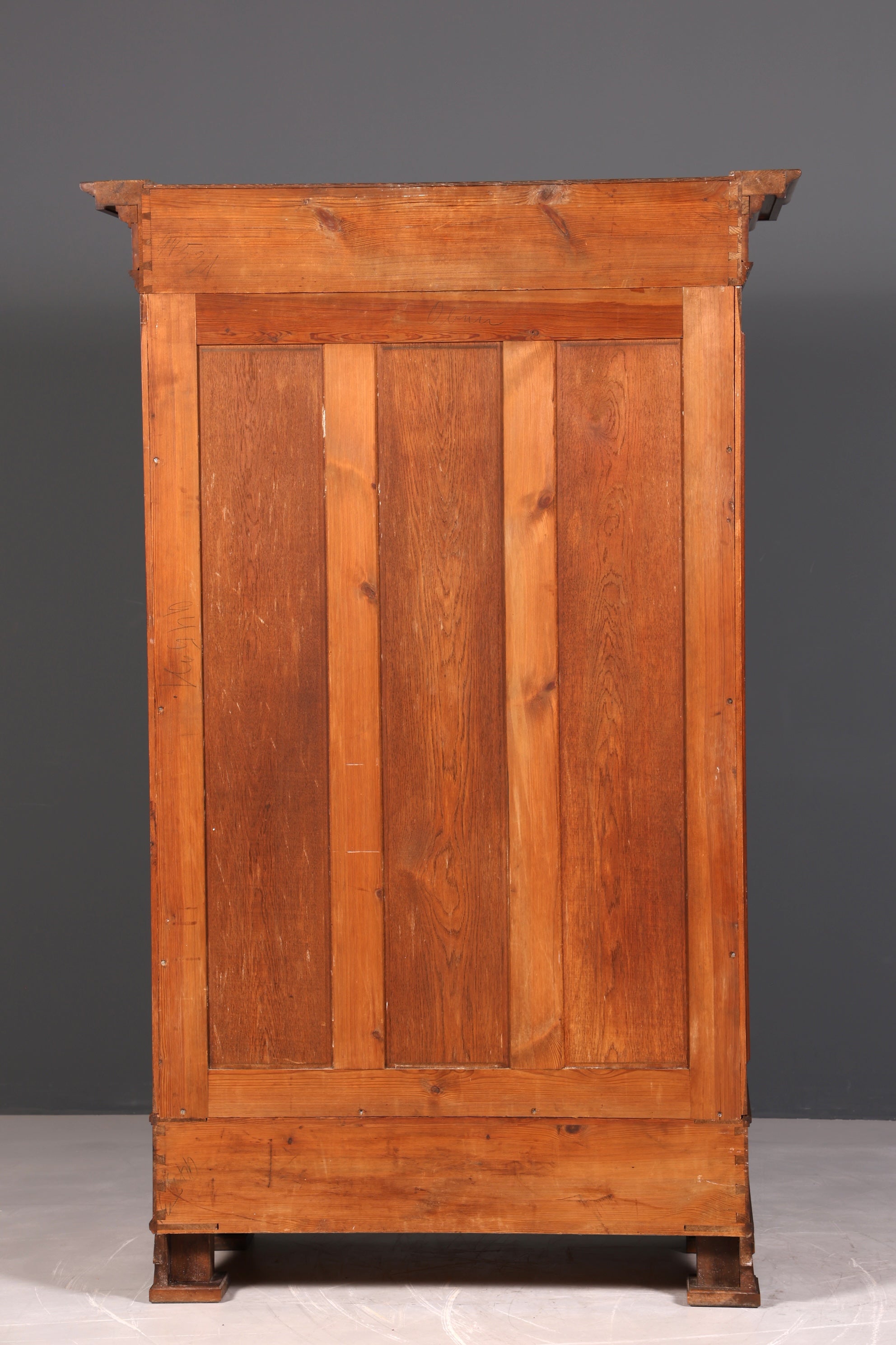 Edler Jugendstil Schrank Kleiderschrank Antik Eiche Wäscheschrank Dielenschrank