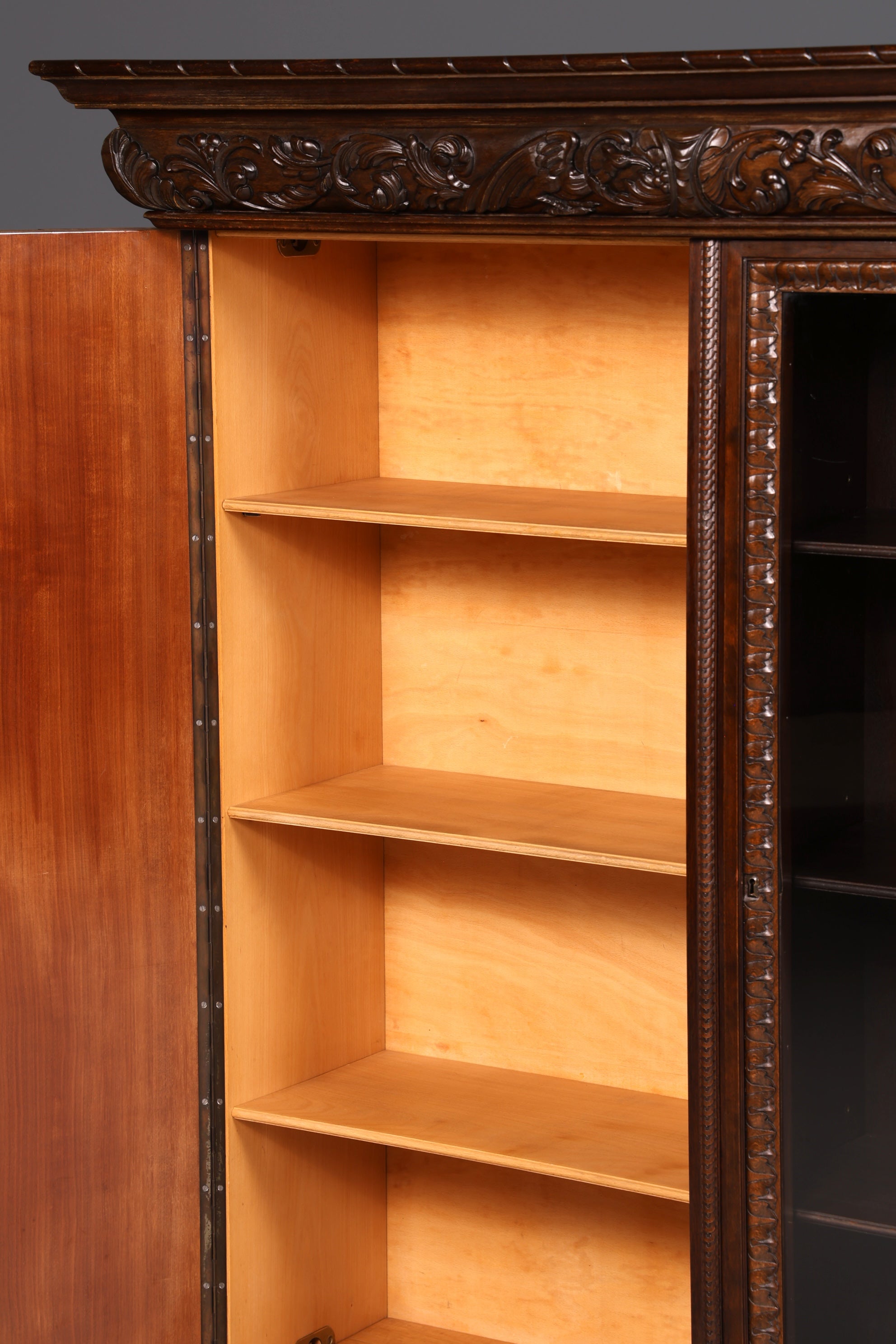 Wunderschöner Neorenaissance Bücherschrank Antik Vitrine Herrenzimmer Gründerzeit Schrank Regal Vintage