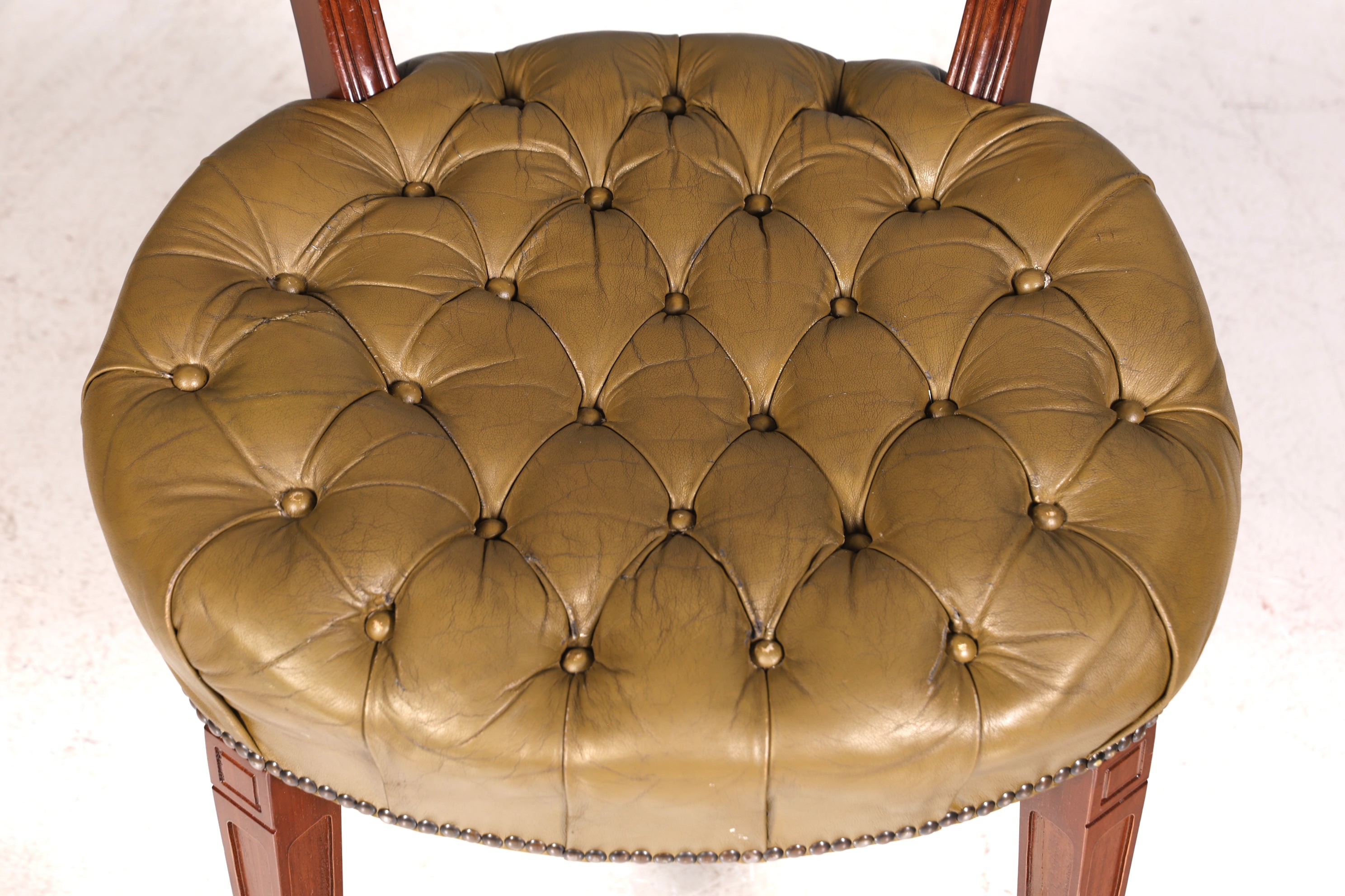 Wunderschöner Chesterfield Stuhl Anno Dom Sekretär Stuhl Englisch echt Leder Küchenstuhl 3 von 4