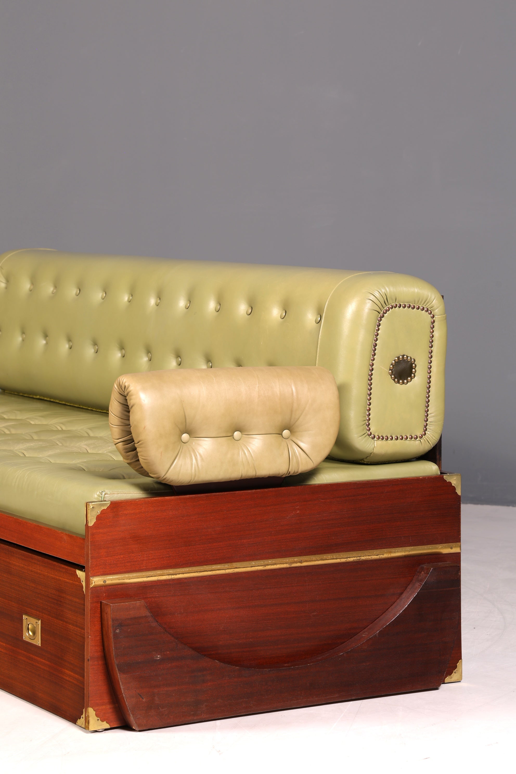 Seltenes Maritim Sofa Daybed Schlafcouch Englischer echt Leder Military Chest Bett Antik