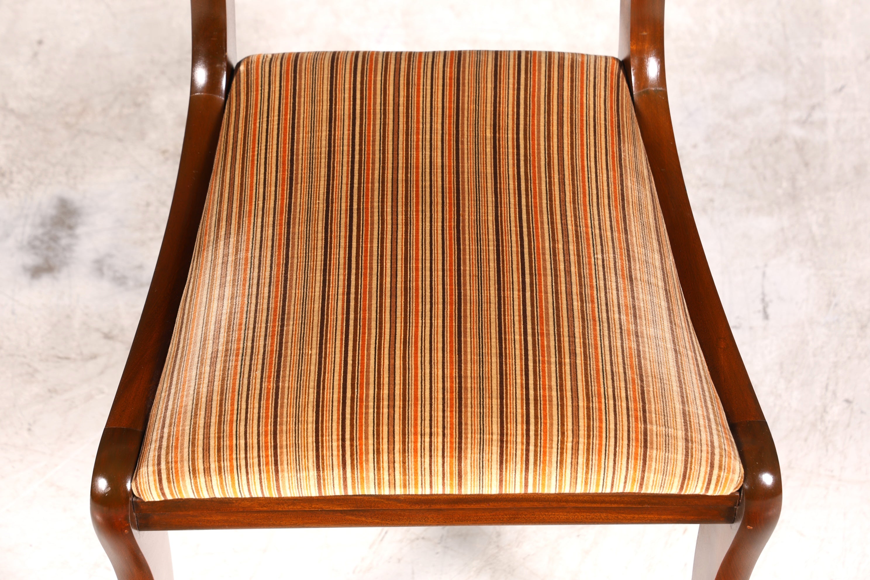 F137 Finish 2v2 Wunderschöner Englischer Stuhl UK Küchenstuhl Antik Stil Sekretär Stuhl Polsterstuhl