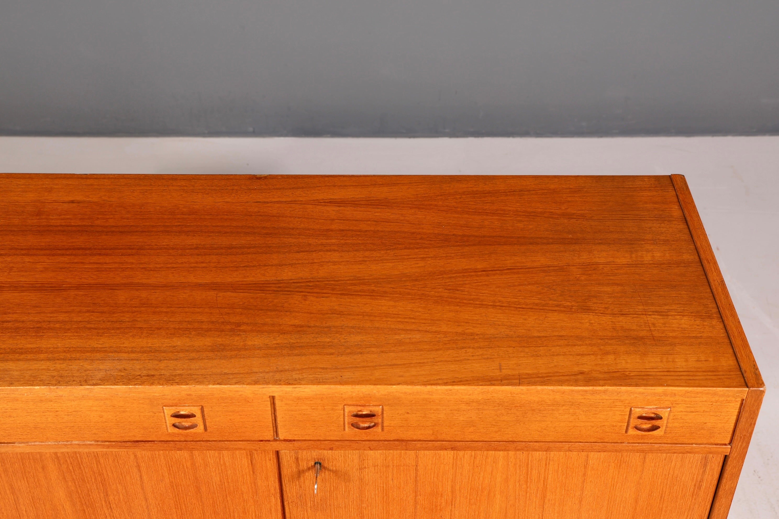G203 Finish Teak Wunderschönes Mid Century Sideboard Vintage TV Kommode 60s Schrank (Kopie)