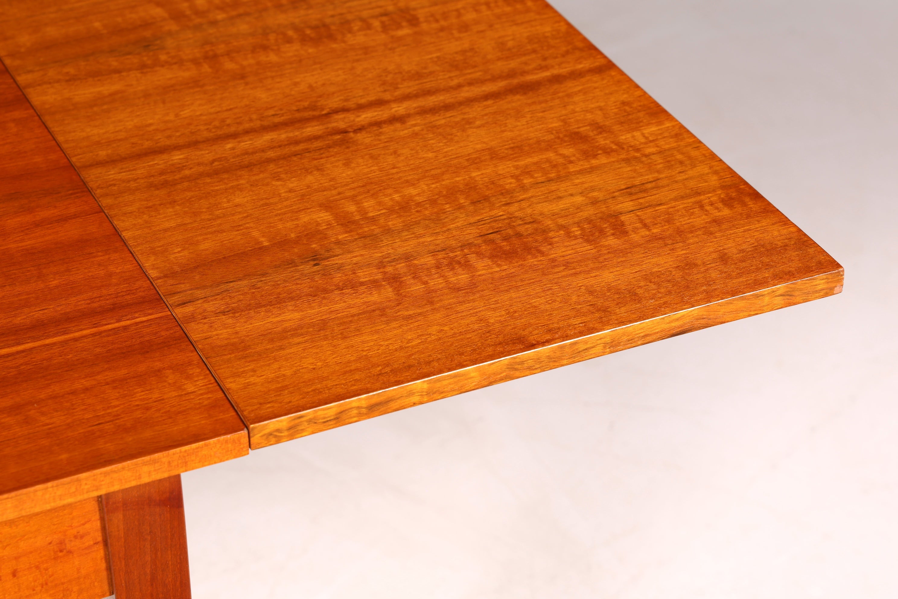 G597 Finish cm Schlichter Mid Century Esstisch ausziehbarer Vintage Tisch Retro Küchentisch (Kopie)