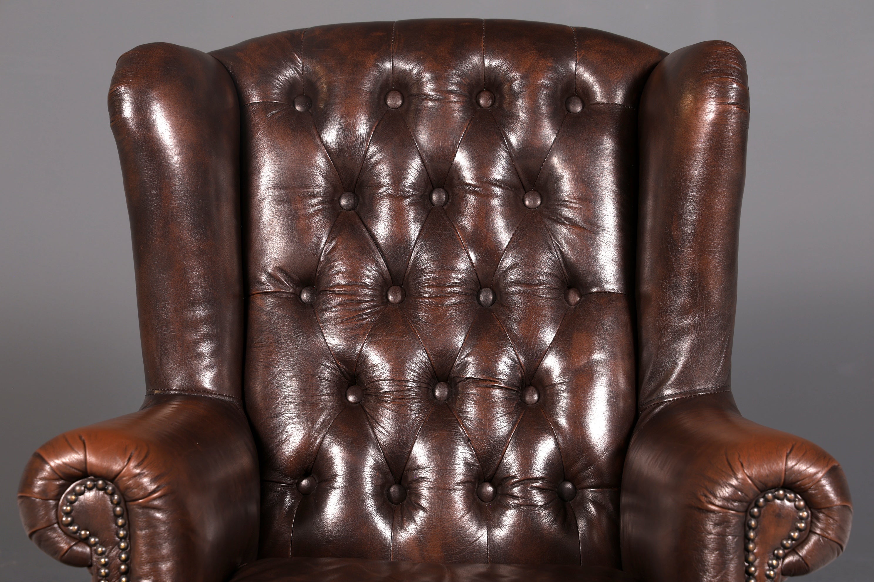 Wunderschöner Original Chesterfield Ohrenbackensessel Echt Leder Englisch Herrensessel Brauner Armlehnsessel UK Relaxsessel