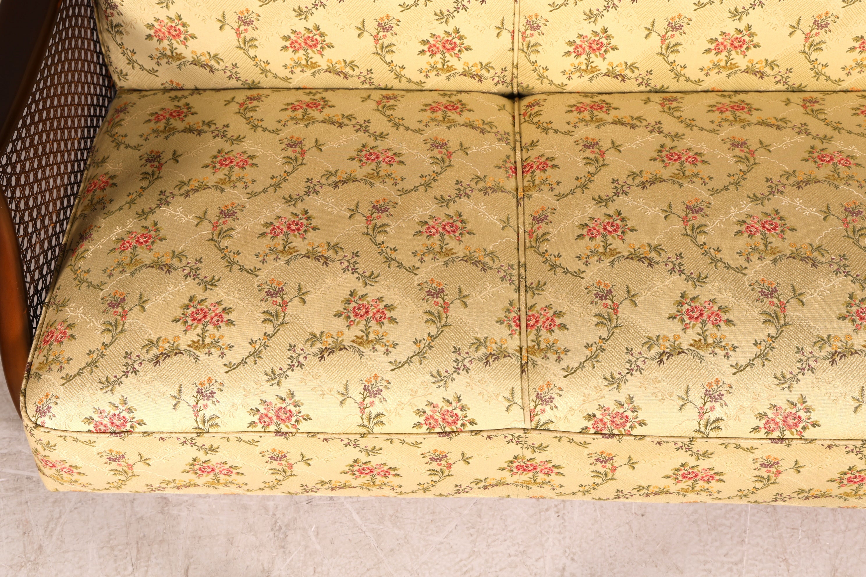 G282 Finish Wunderschönes Chippendale Sofa Antik Barock Stil Wiener Geflecht Couch 3-Sitzer Canapé (Kopie)