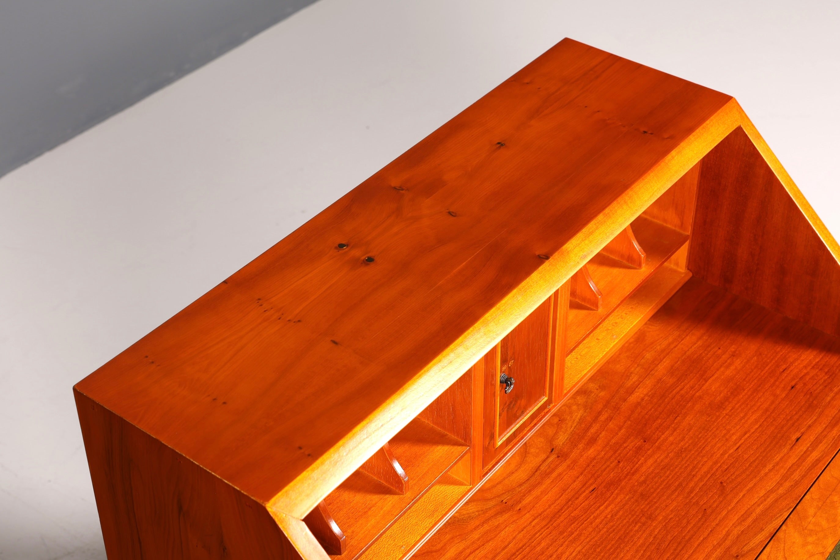 Wunderschöner Englischer Sekretär Eibe Schreibkommode Antik Stil Kommode UK Schreibtisch