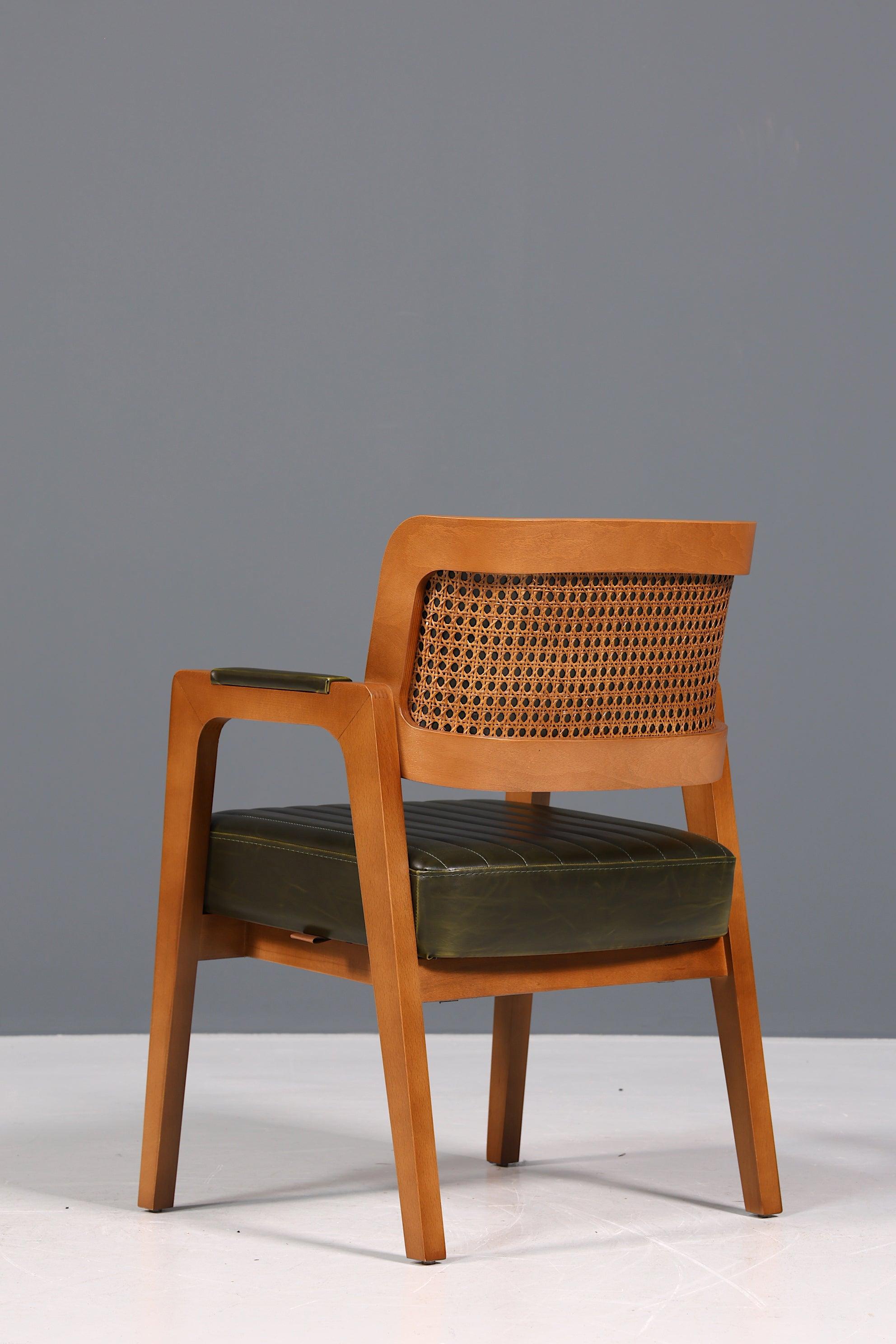 Edler Armlehnstuhl "Lima" Esszimmerstuhl mit Korbgeflecht in grün Küchenstuhl Armlehnstuhl