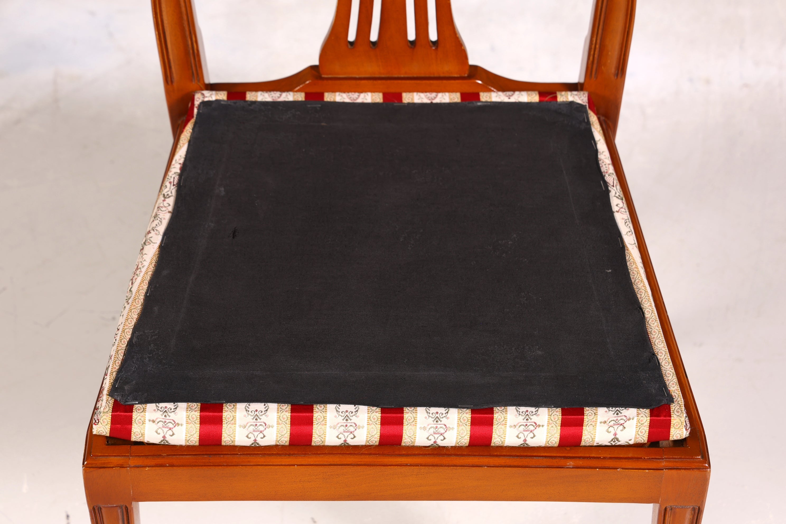 4x Edle Englische Stühle im Hepplewithe Stil Englisch Dining Chairs Küchenstühle Stuhlset