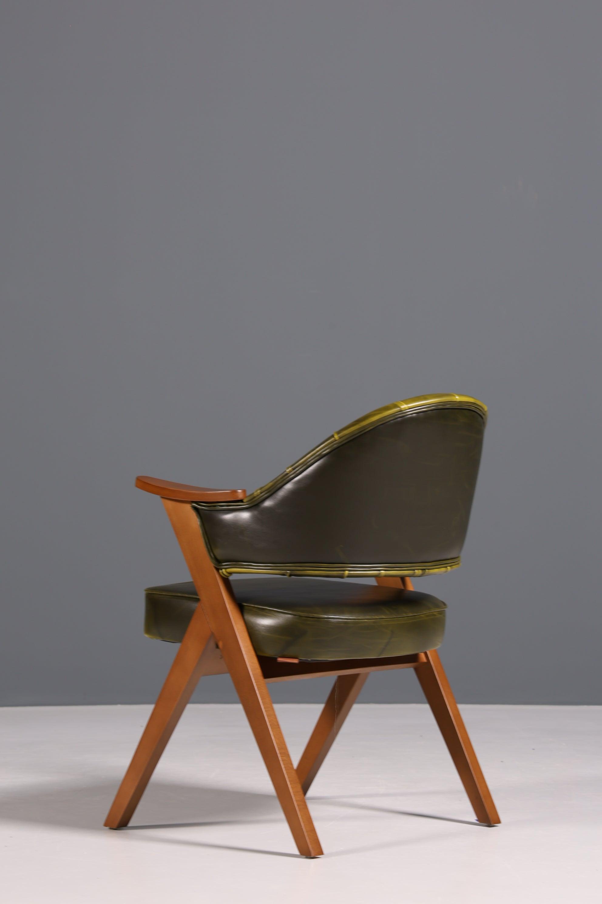 Luxuriöser "Manchester Green" Stuhl Bürostuhl Esszimmerstuhl Lounge Stuhl im Chesterfield Design