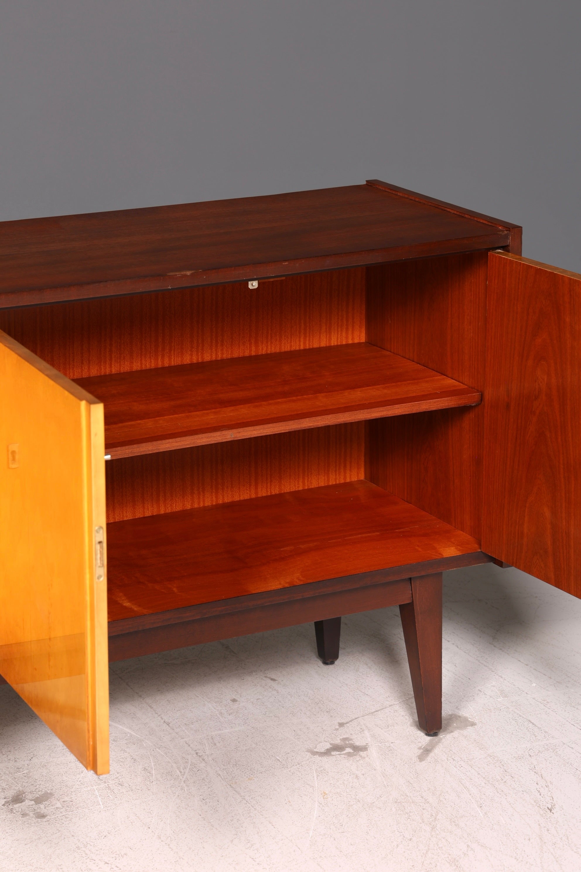Wunderschönes Mid Century Sideboard Vintage TV Kommode Schrank Anrichte 60s Holz